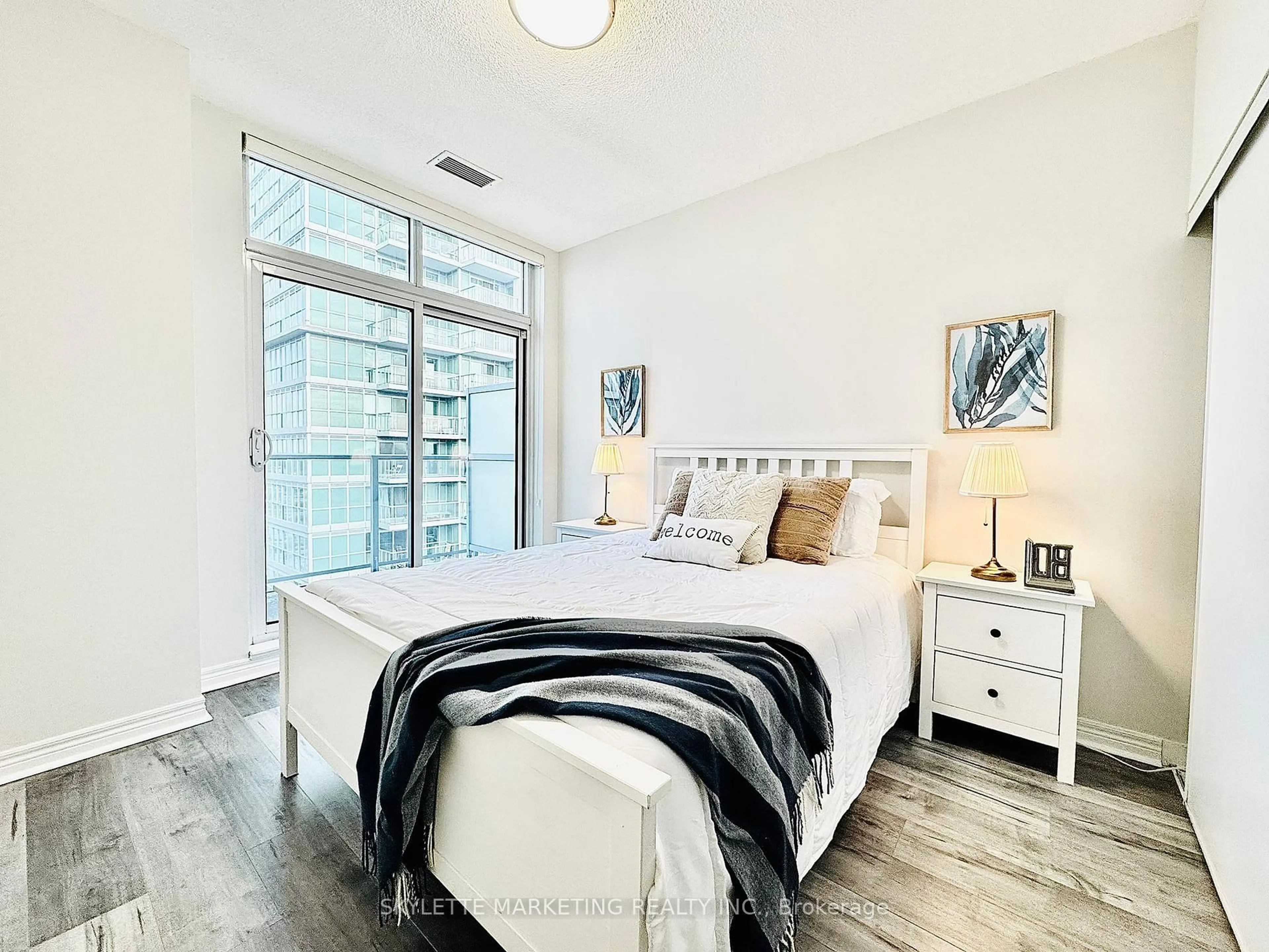 Bedroom with bed, unknown for 60 Town Centre Crt #Uph04, Toronto Ontario M1P 0B1