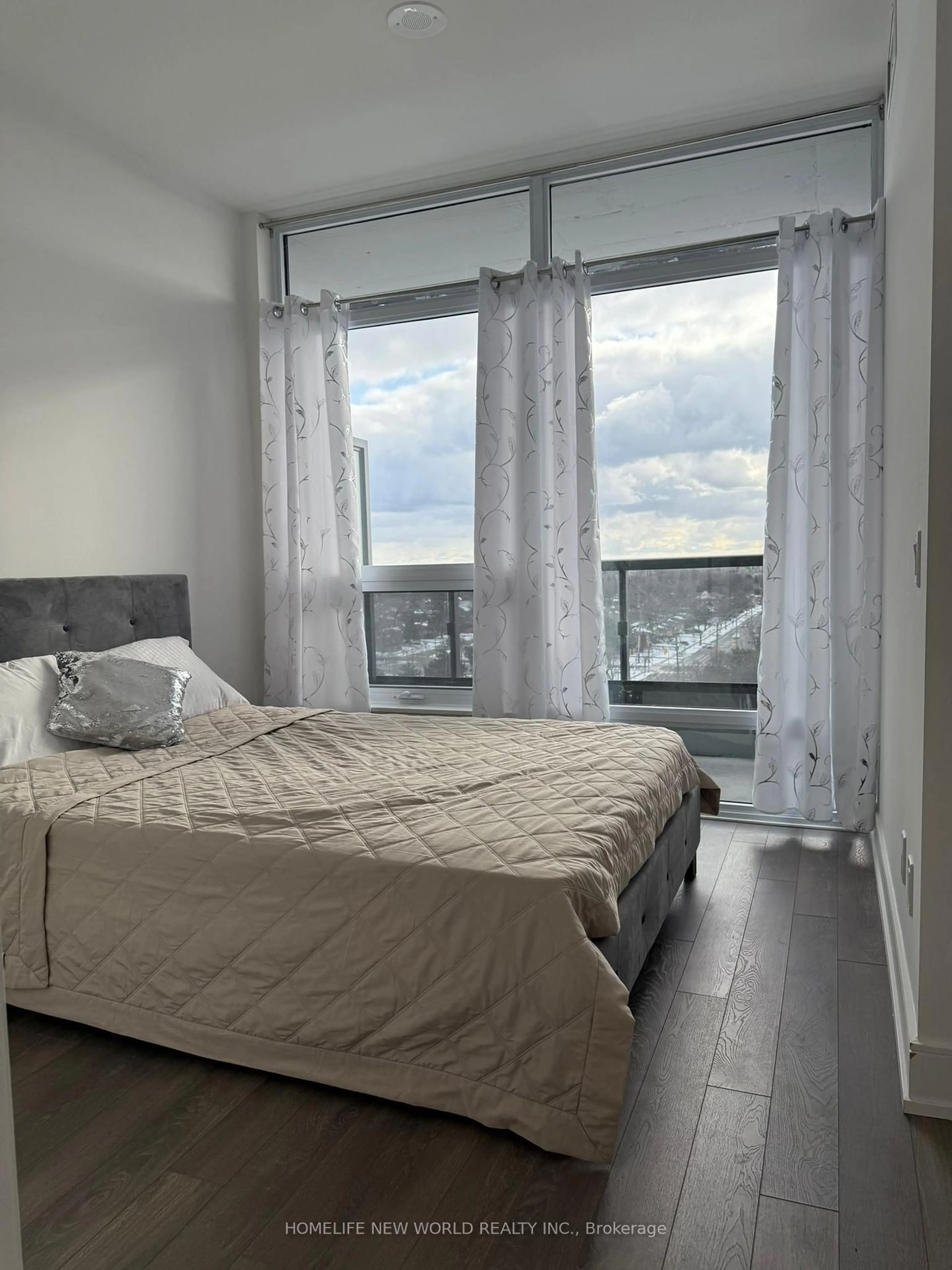 Bedroom with bed, unknown for 1350 Ellesmere Rd #912, Toronto Ontario M1P 5A5