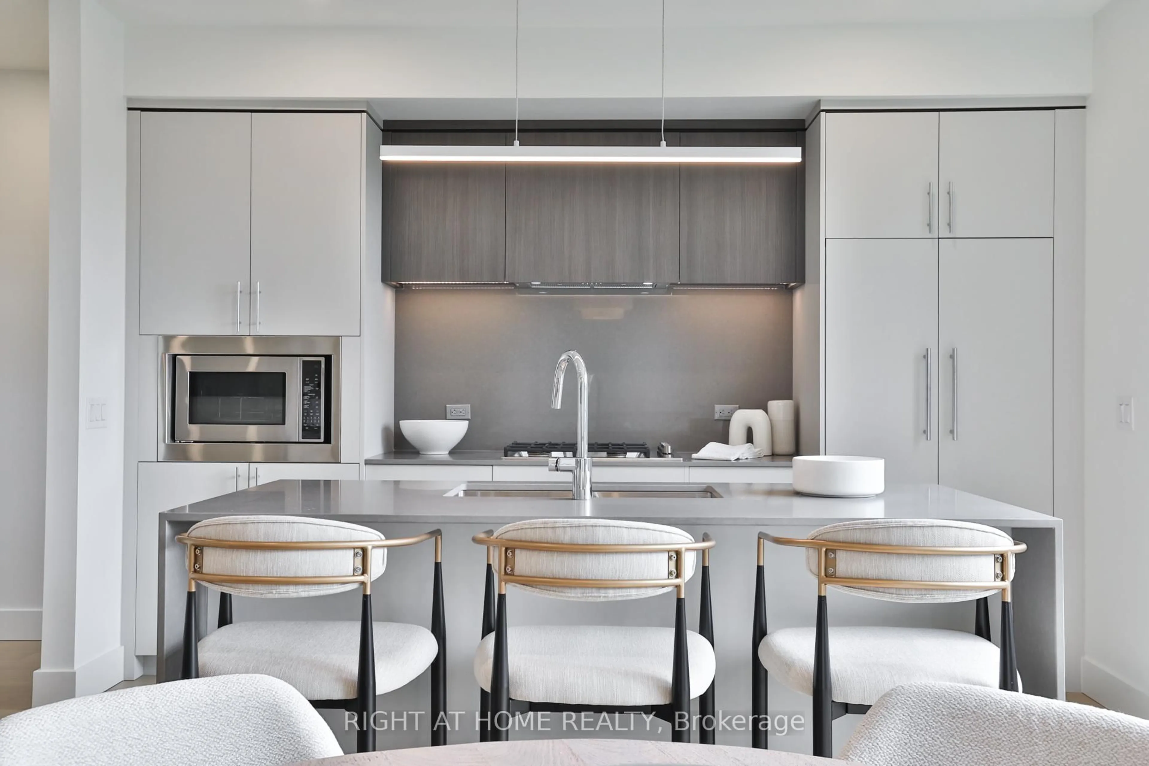Contemporary kitchen, ceramic/tile floor for 2343 Gerrard St #Sky, Toronto Ontario M4E 2E6