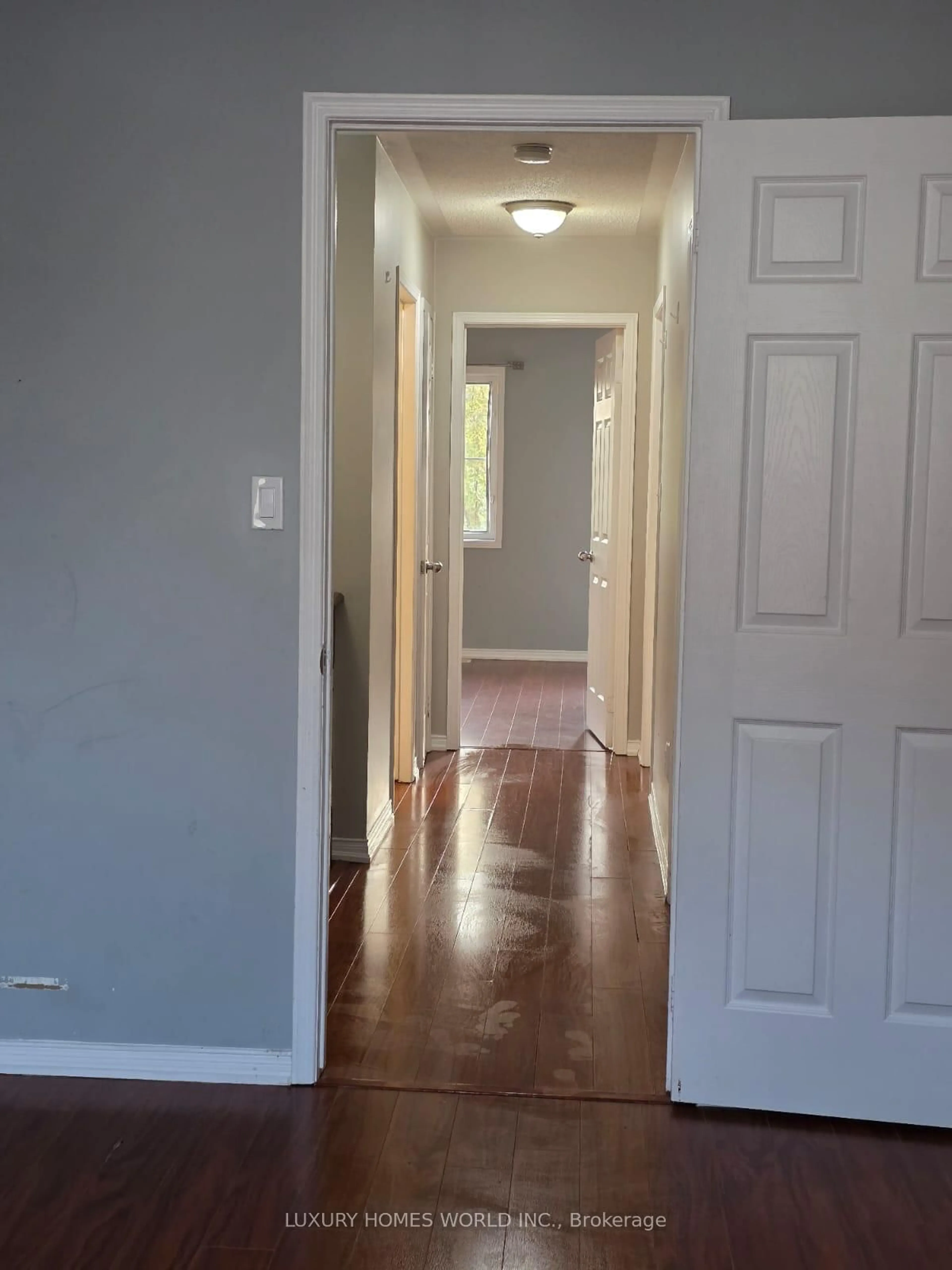 Indoor entryway for 3 Tansley Cres, Ajax Ontario L1Z 1Y5