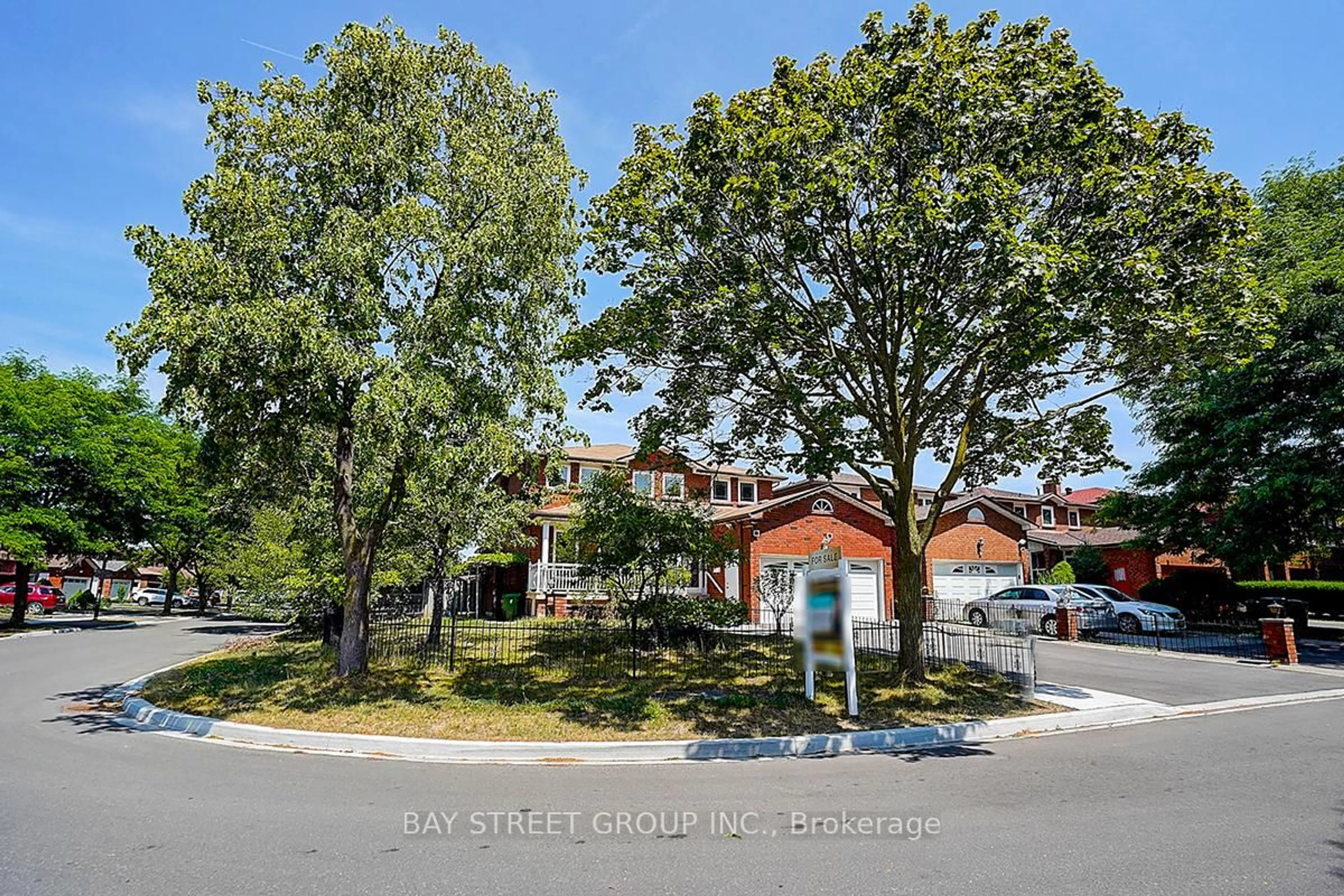 Unknown for 11 Sunbird Cres, Toronto Ontario M1V 3M6