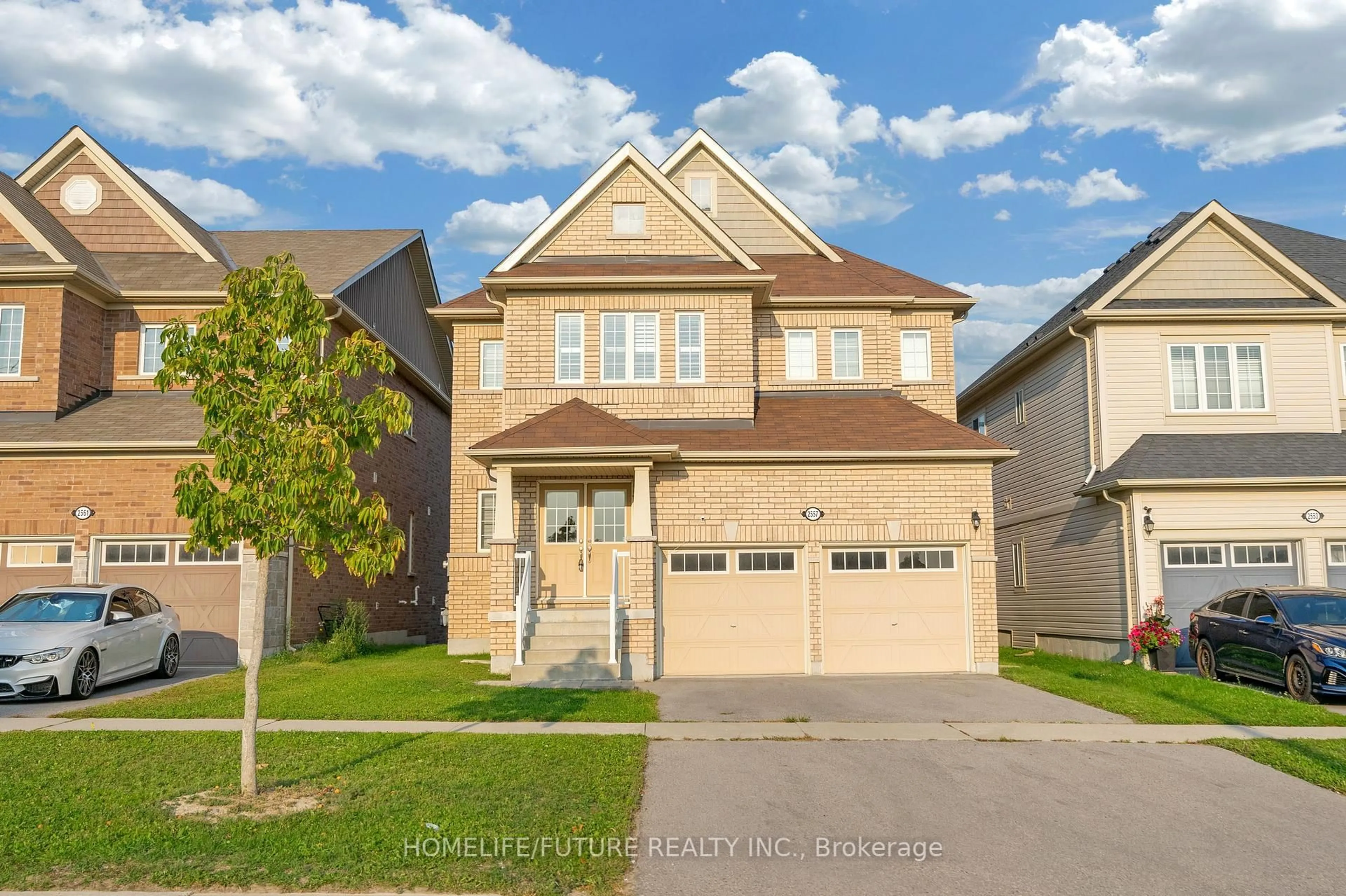Unknown for 2557 Bridle Rd, Oshawa Ontario L1H 7K4