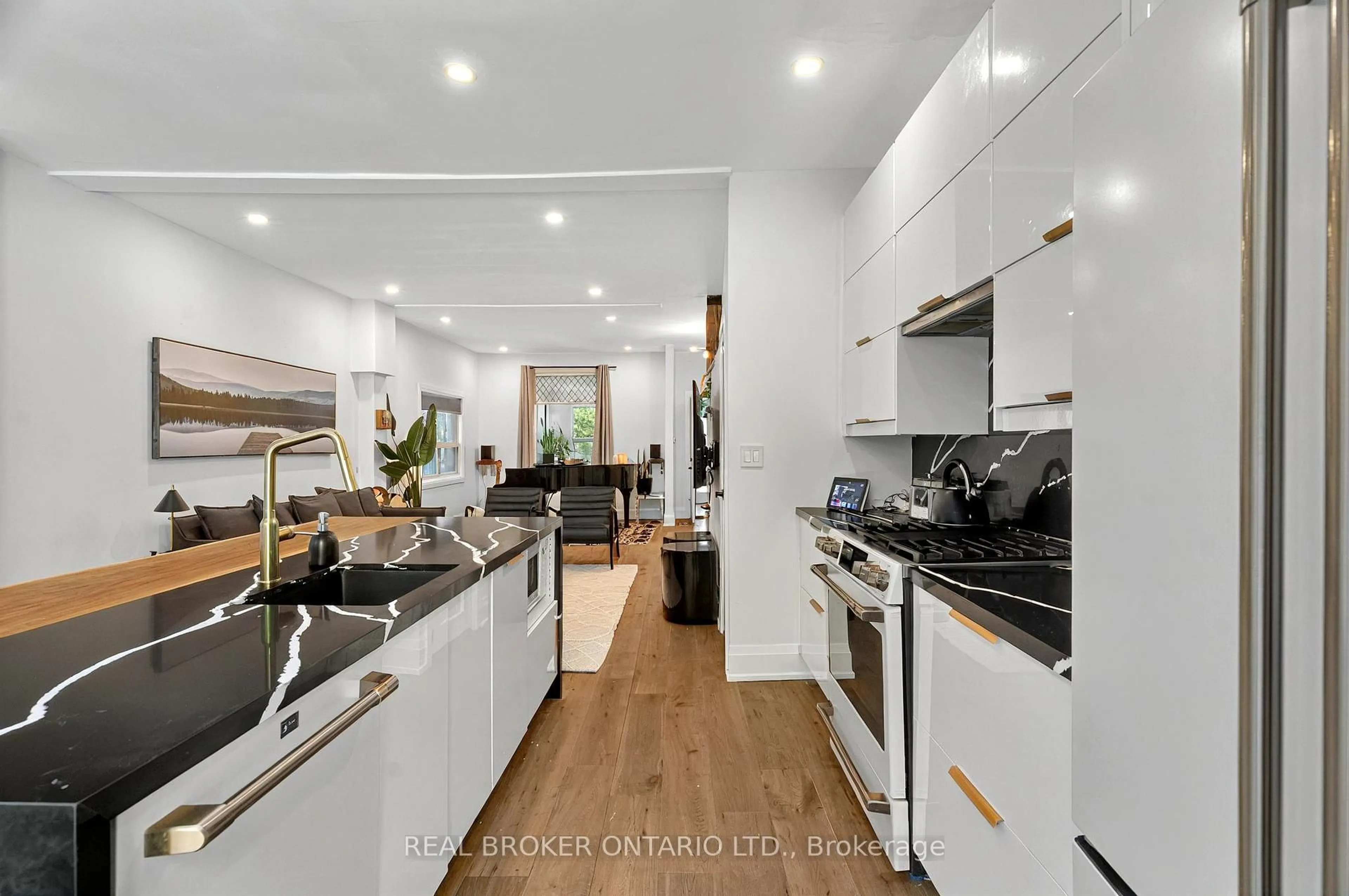 Open concept kitchen, unknown for 143 Parkmount Rd, Toronto Ontario M4J 4V3