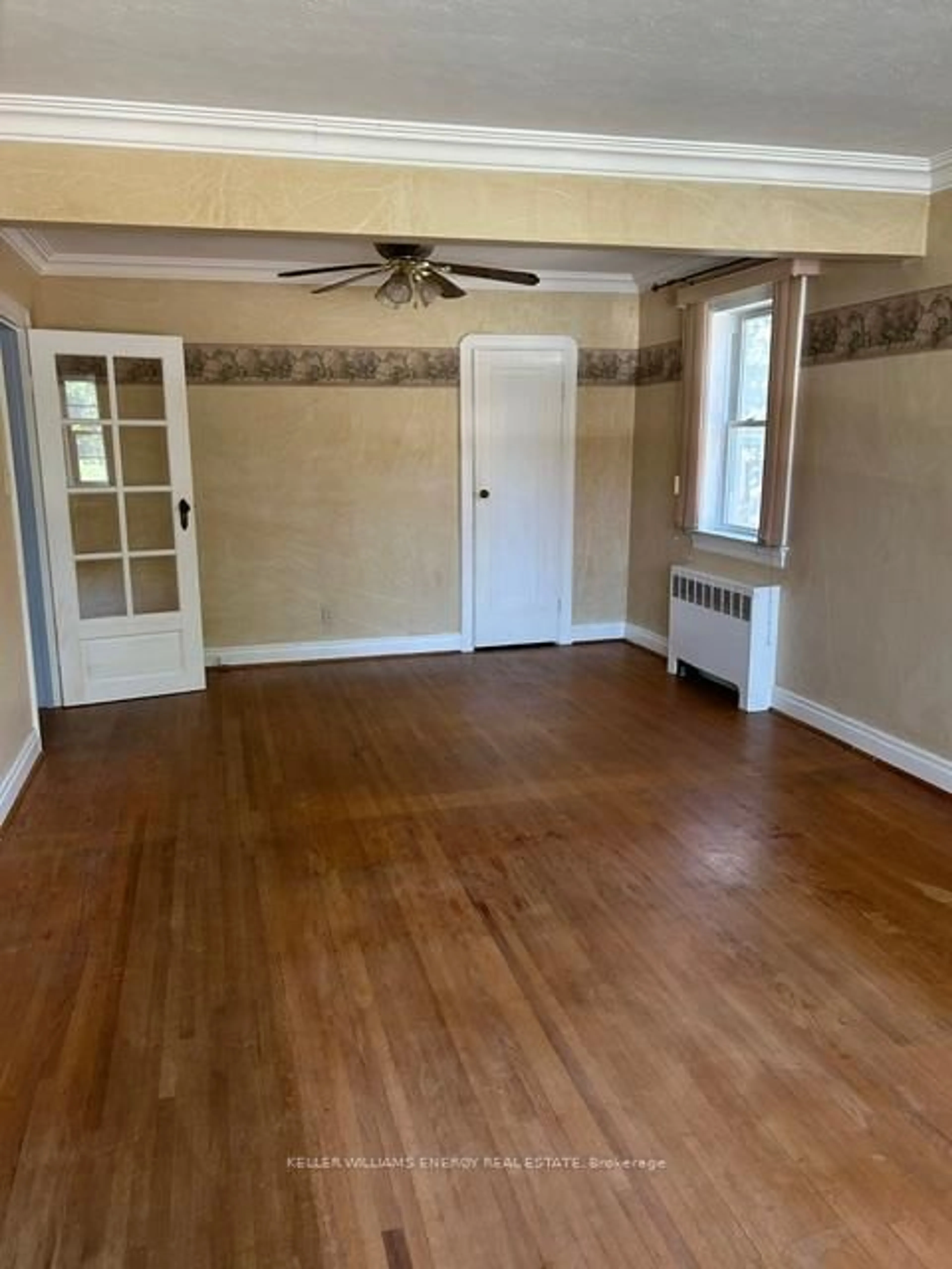 A pic of a room for 296 Huron St, Oshawa Ontario L1H 5E7