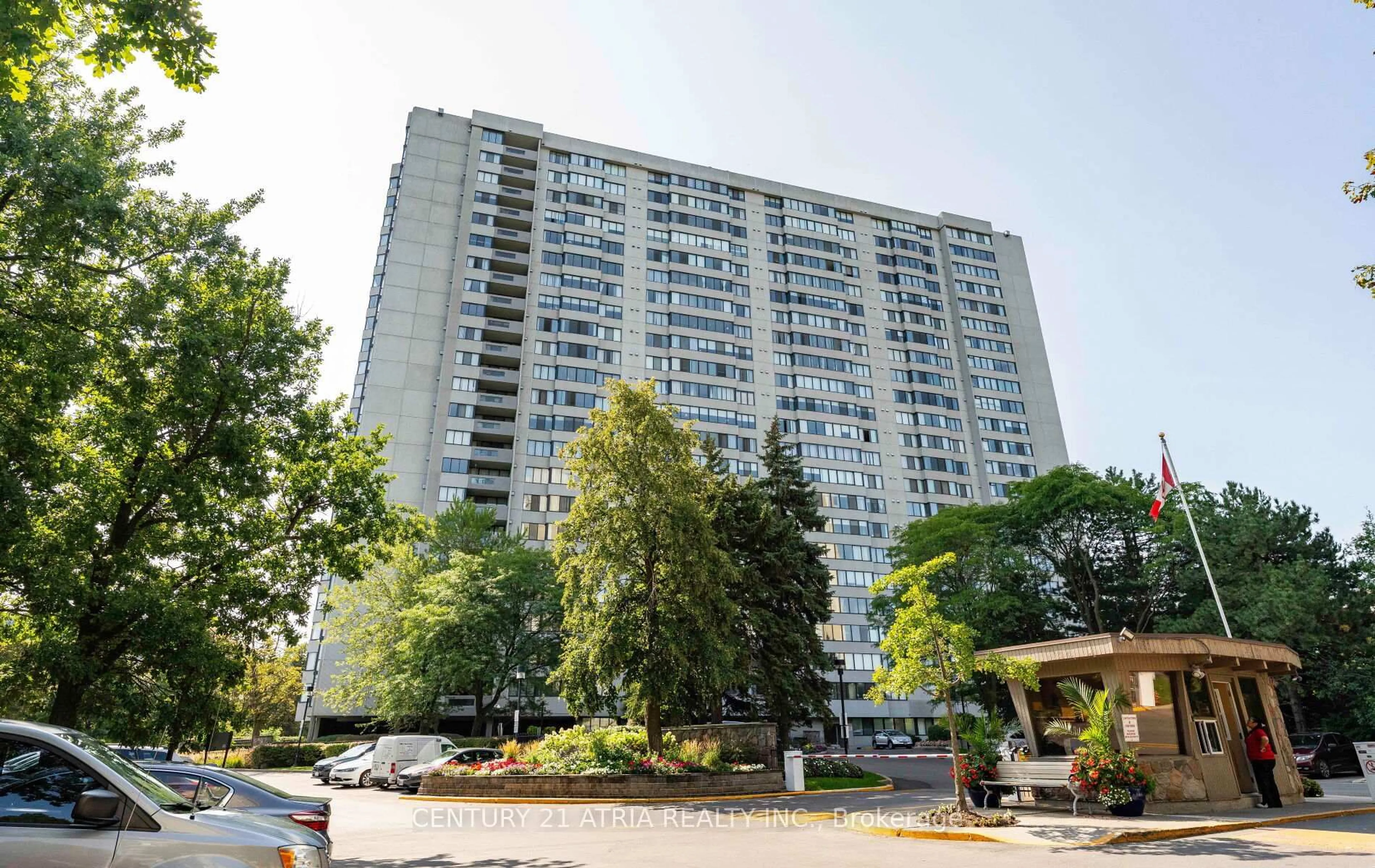 Patio, building for 2330 Bridletowne Circ #1505, Toronto Ontario M1W 3P6