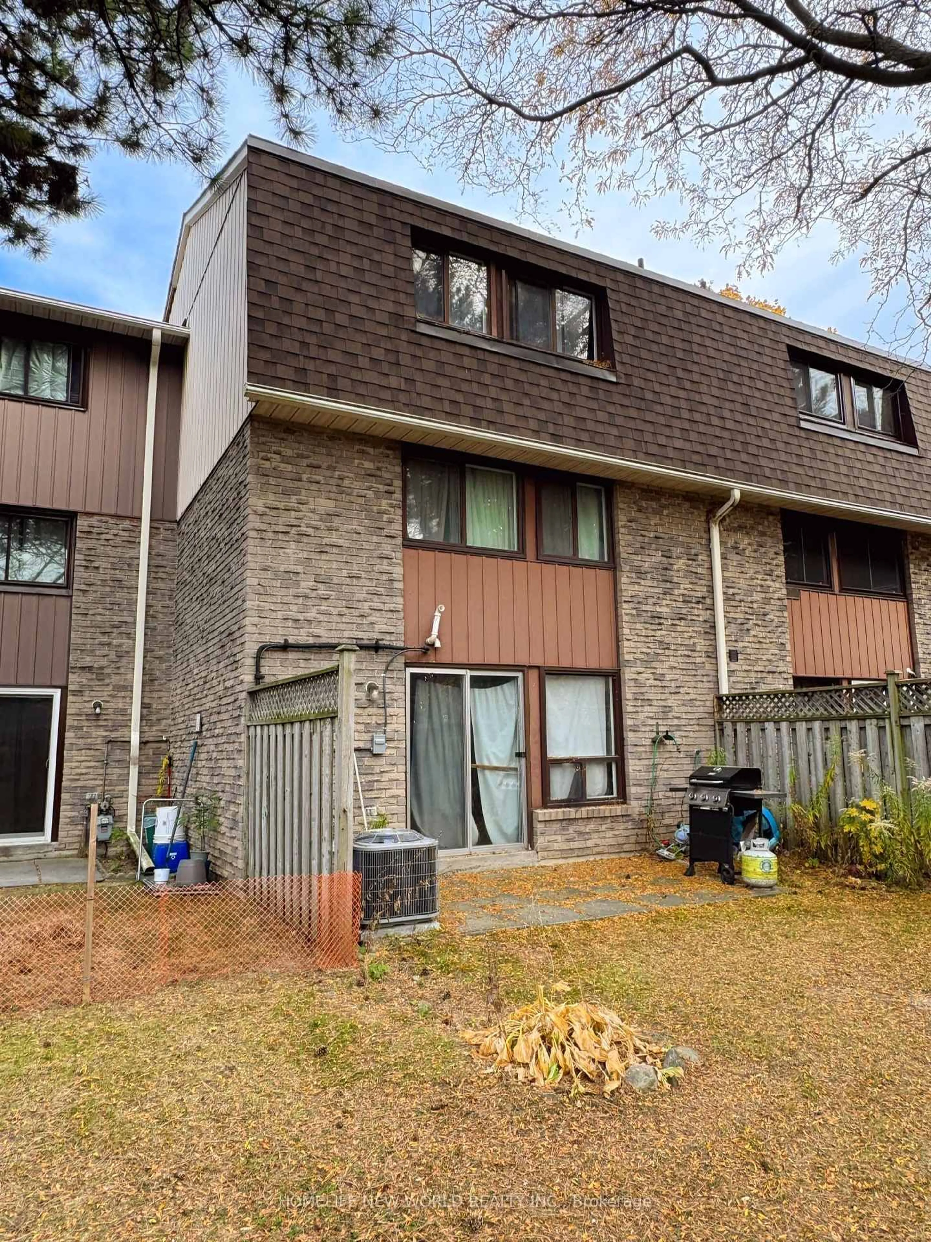 Unknown for 371 Orton Park Rd #114, Toronto Ontario M1G 3V1