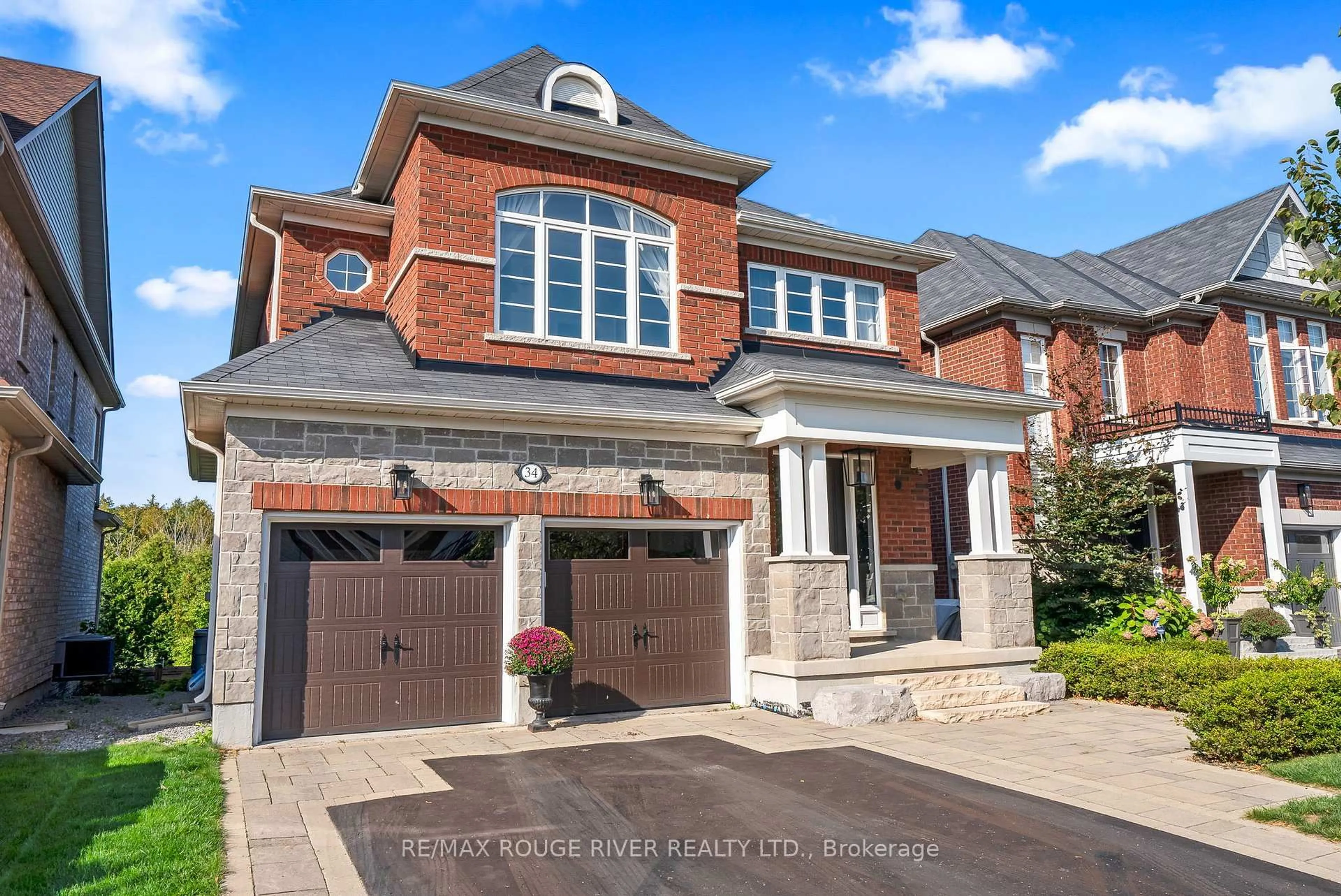 Home with brick exterior material, street for 34 Endeavour Crt, Whitby Ontario L1P 0B5