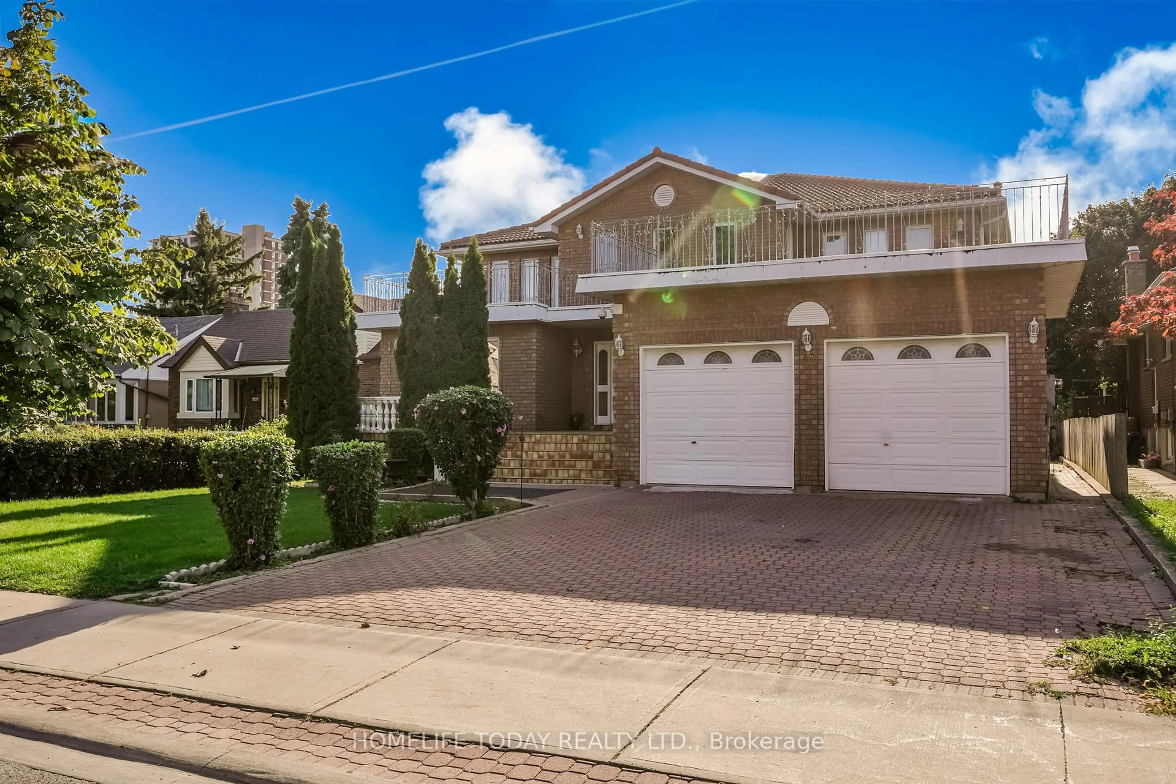 A pic from outside/outdoor area/front of a property/back of a property/a pic from drone, street for 48 Torrance Rd, Toronto Ontario M1J 2J4