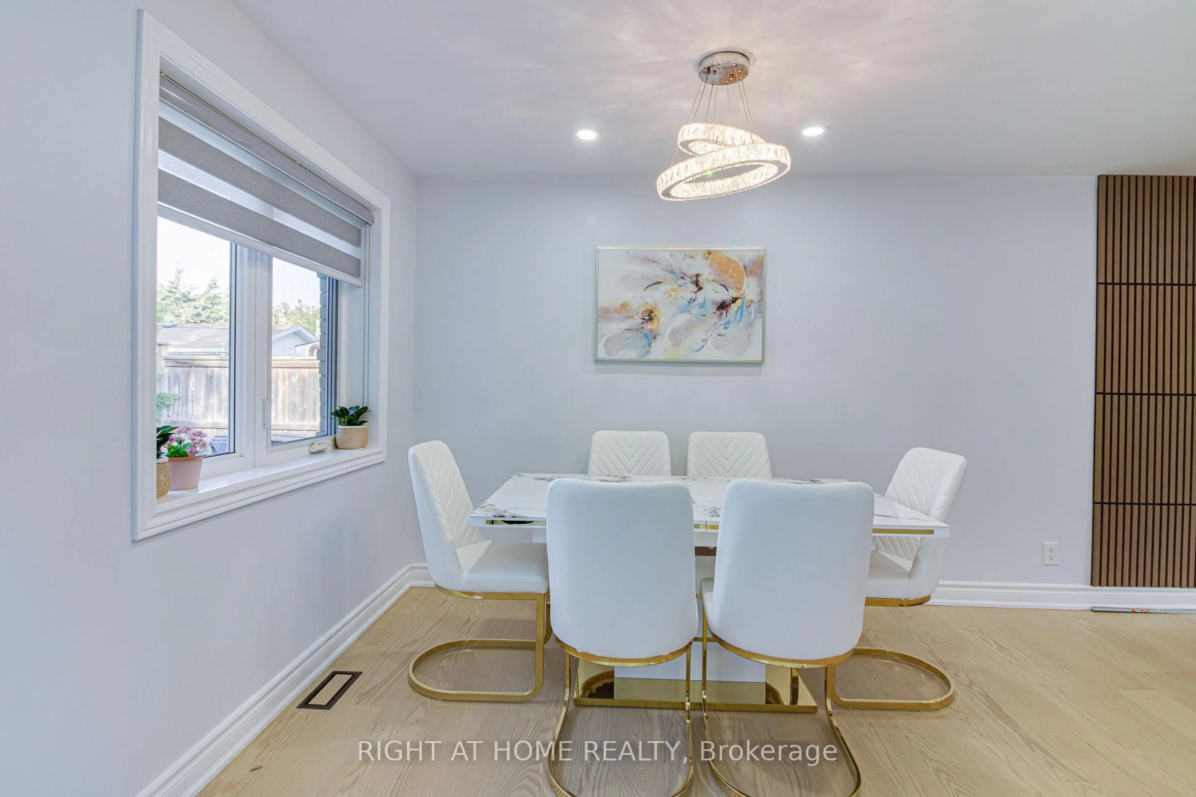 Dining room, unknown for 32 tara Ave, Toronto Ontario M1K 4B1