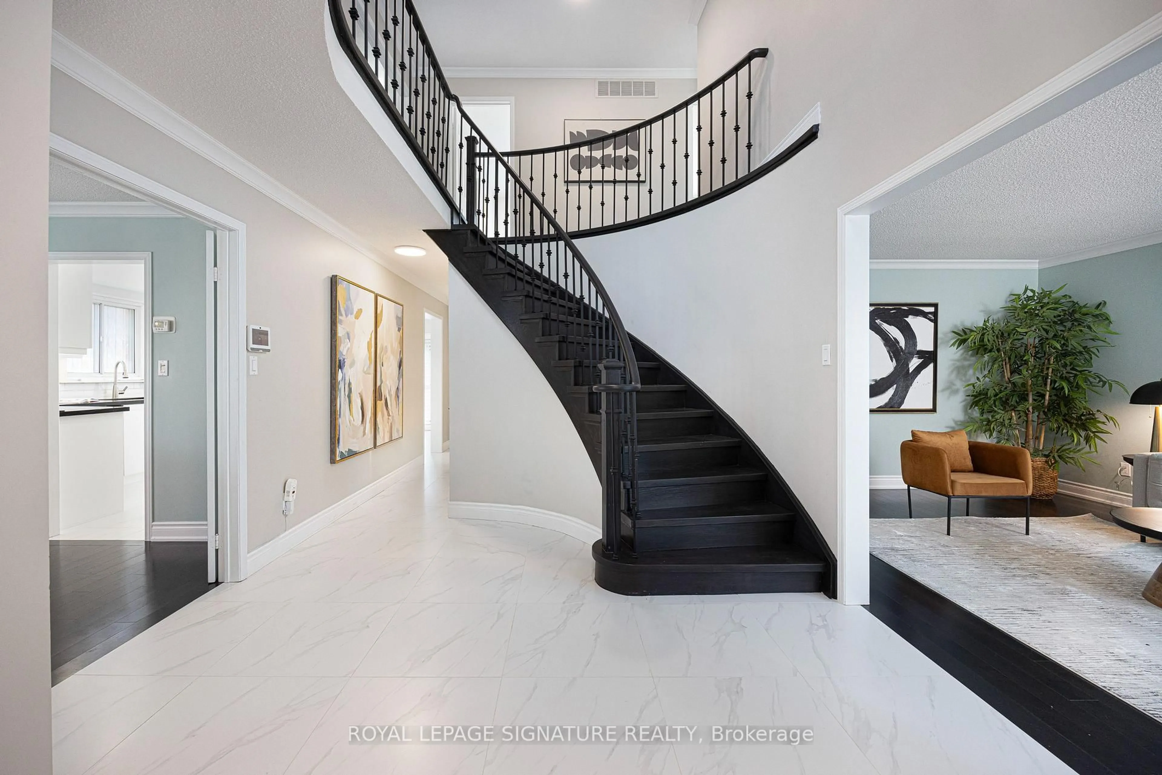 Stairs for 77 Canongate Tr, Toronto Ontario M1V 2R8