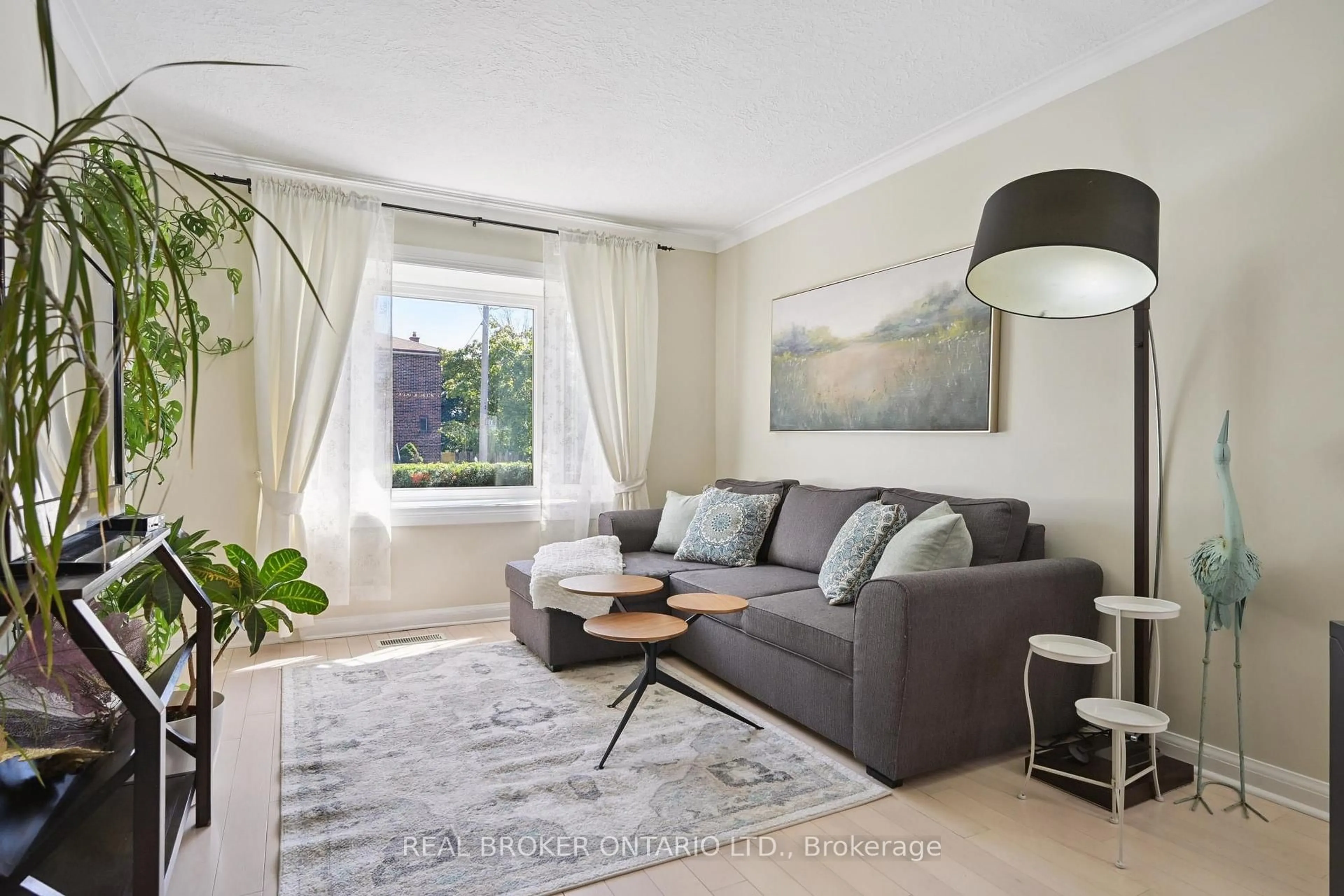 Living room with furniture, unknown for 28 Galbraith Ave, Toronto Ontario M4B 2B5