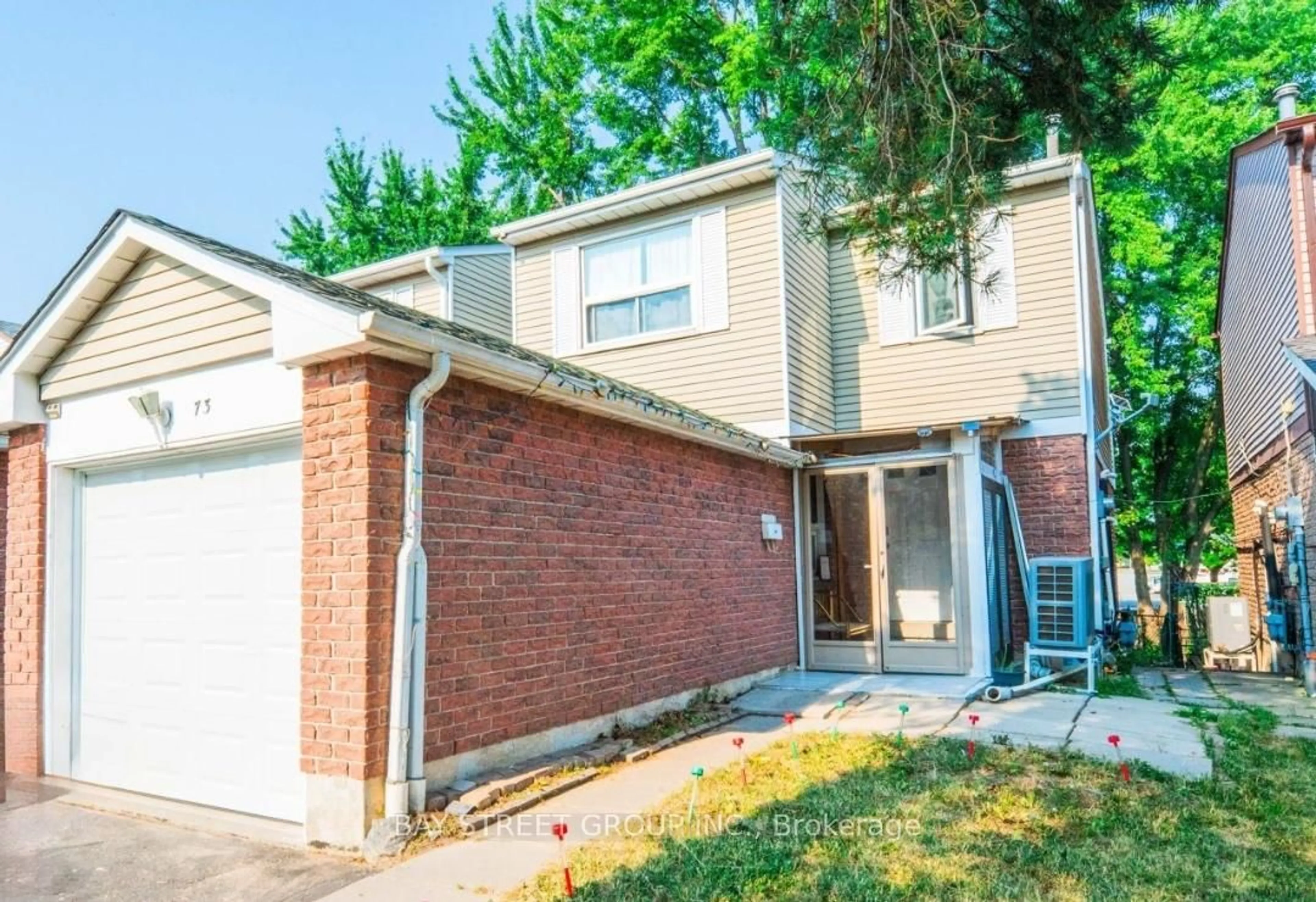Home with brick exterior material, street for 73 Treetops Crt, Toronto Ontario M1V 2B9