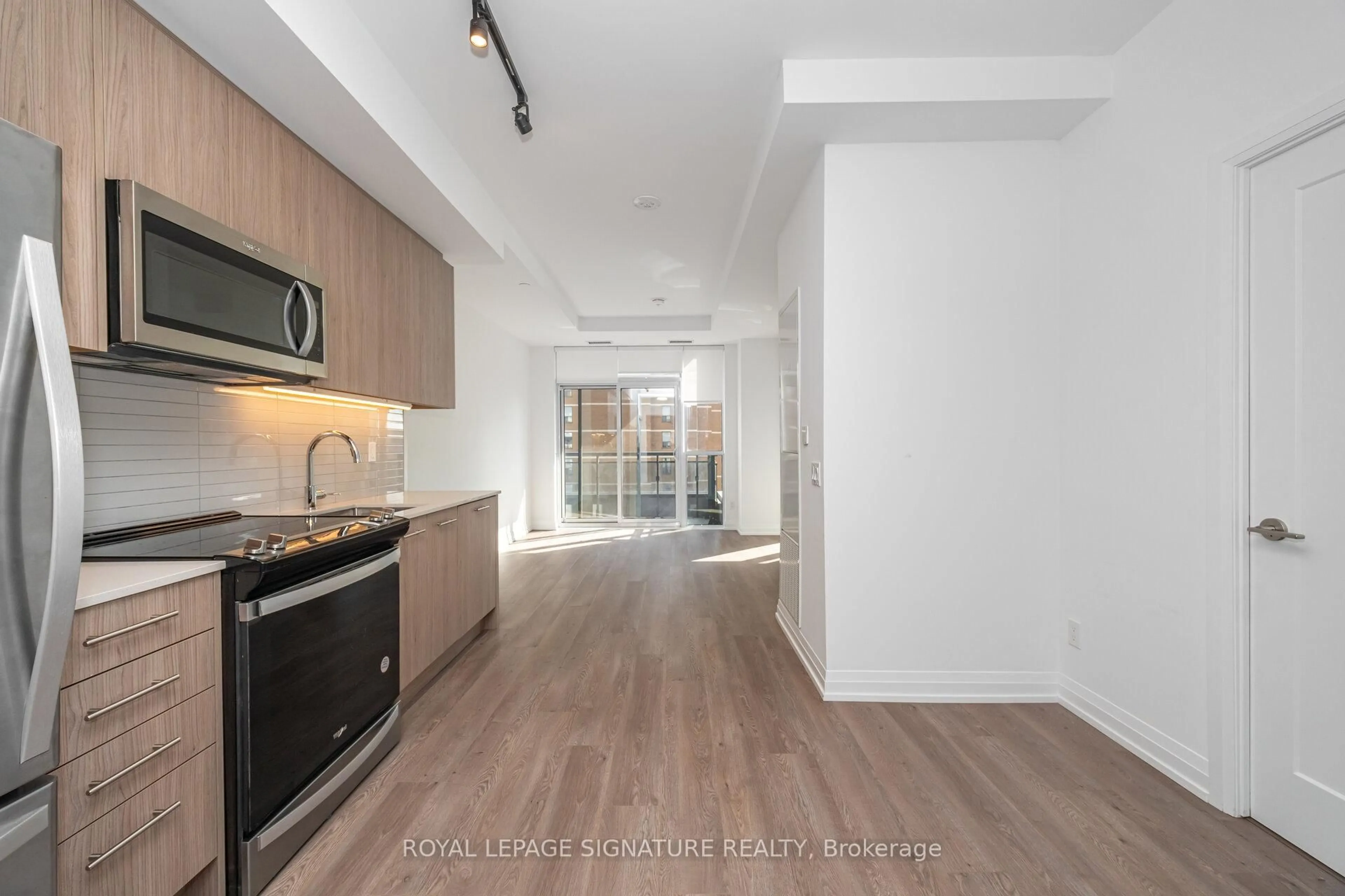 Unknown for 286 Main St #910, Toronto Ontario M4C 0B3