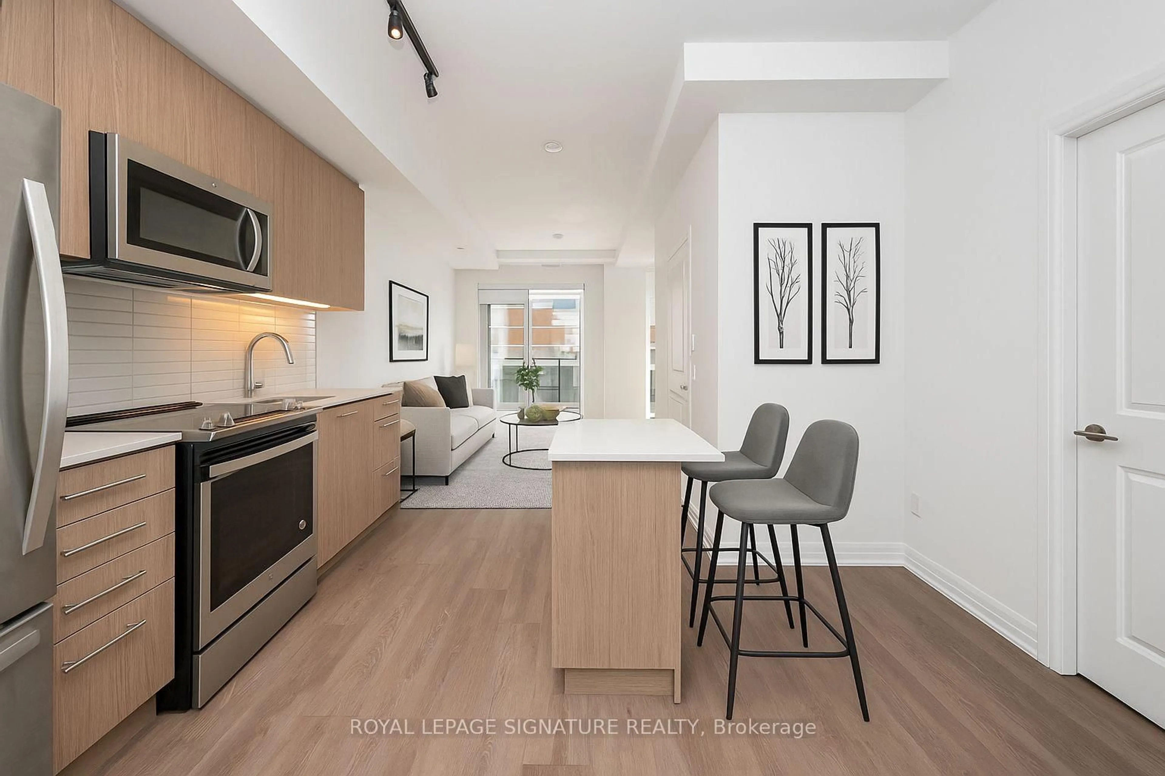 Open concept kitchen, unknown for 286 Main St #910, Toronto Ontario M4C 0B3