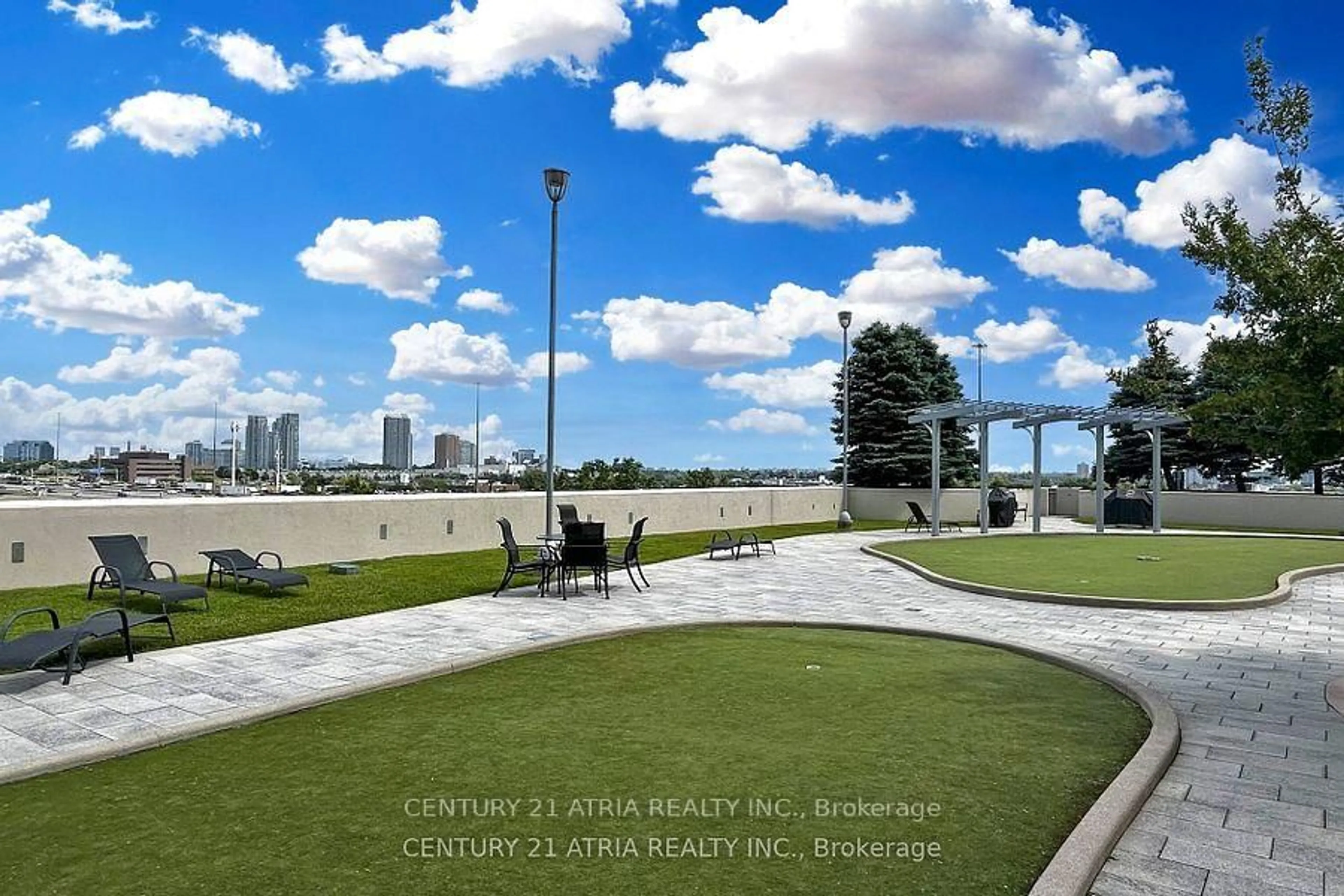 Patio, water/lake/river/ocean view for 125 Village Green Sq #2405, Toronto Ontario M1S 0G3