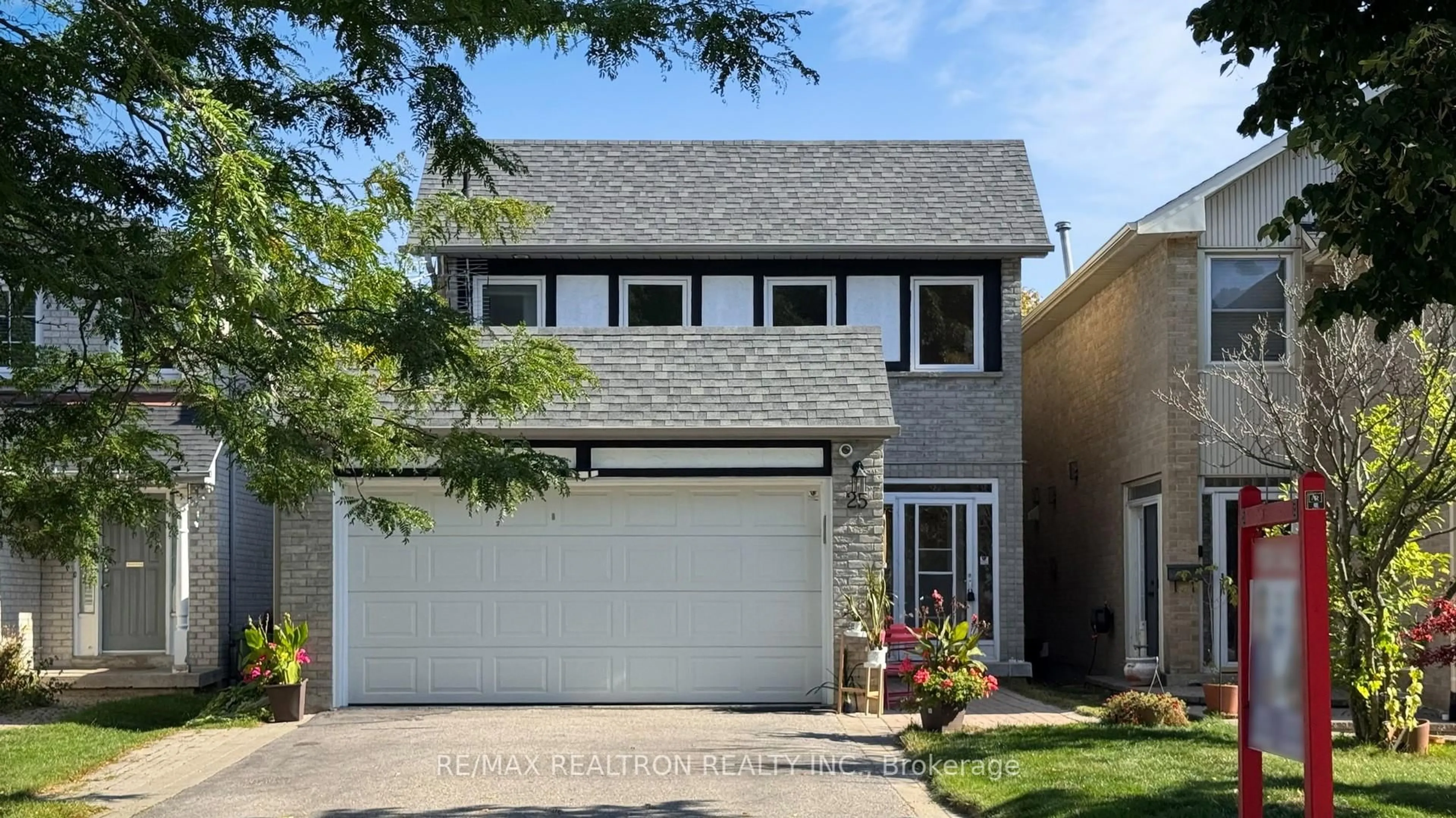 Home with vinyl exterior material, street for 25 Greybeaver Tr, Toronto Ontario M1C 4P1