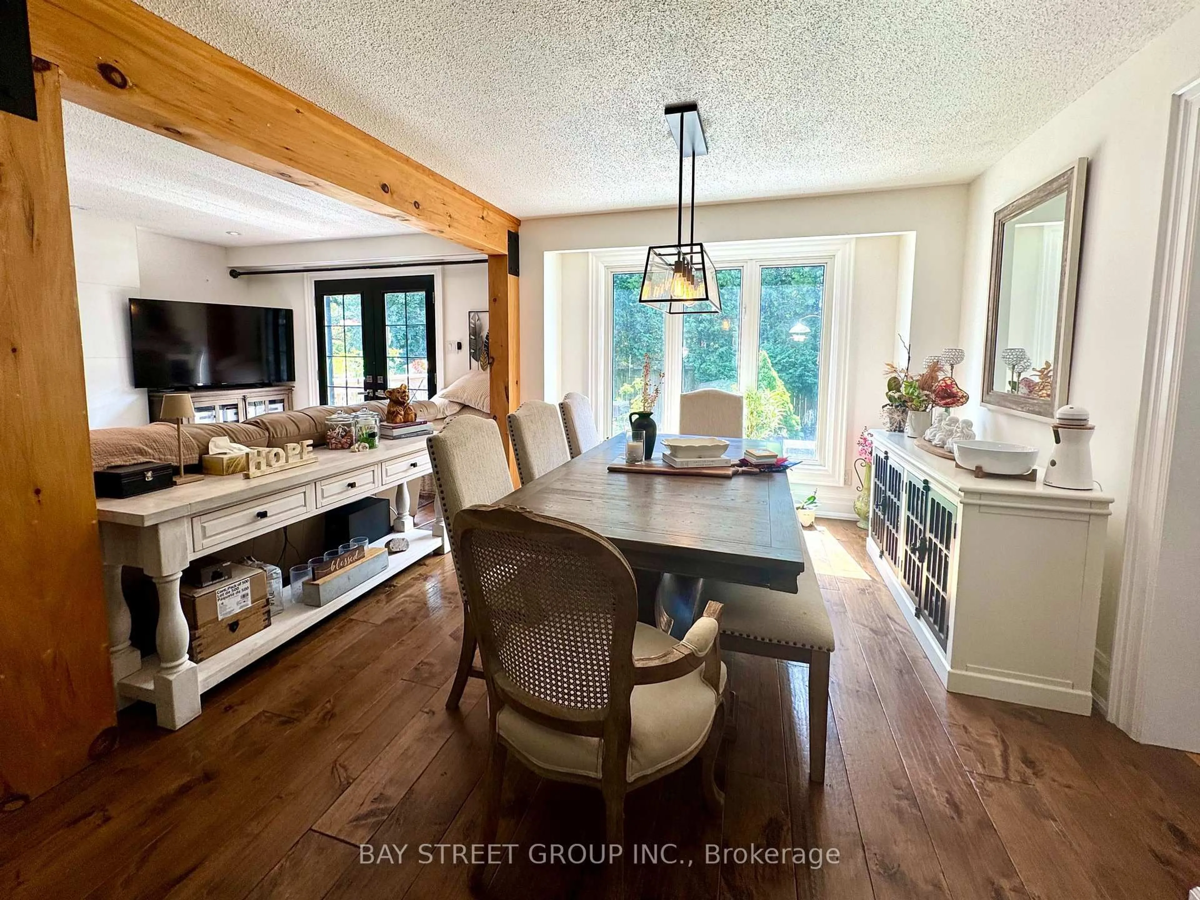 Open concept kitchen, unknown for 75 Anstead Cres, Ajax Ontario L1S 3X4