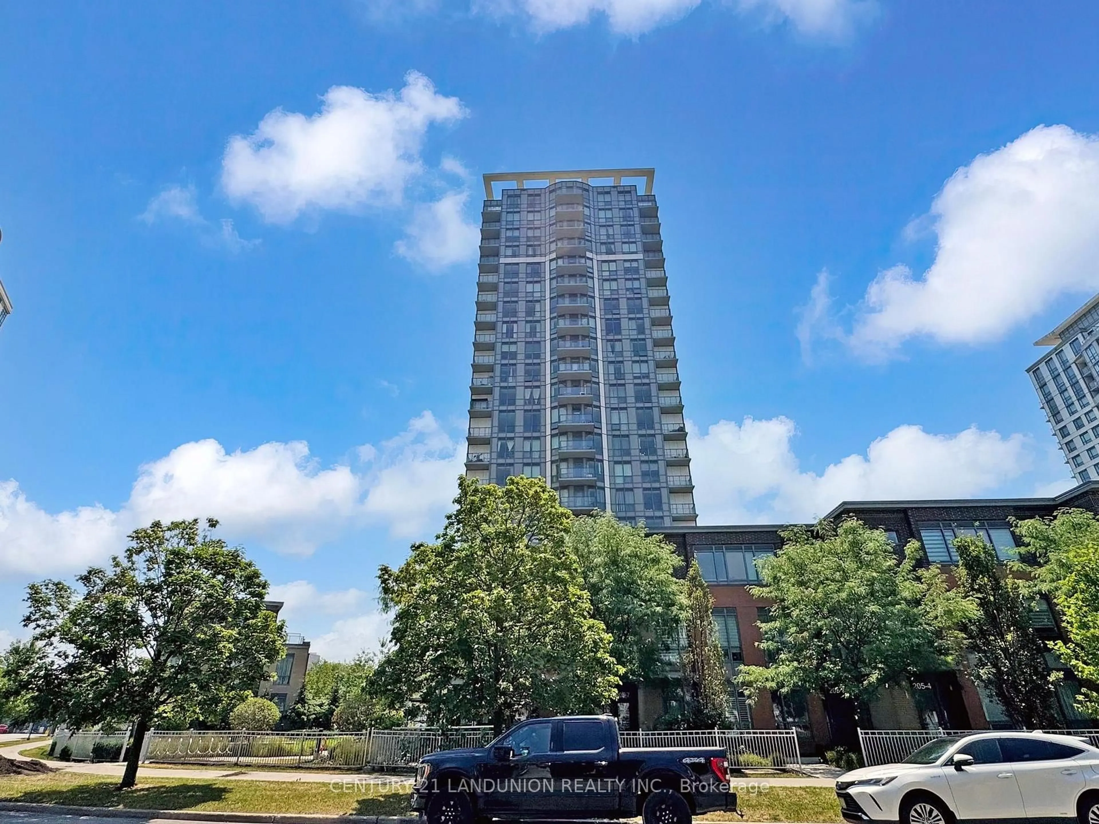 Blurry image for 195 Bonis Ave #204, Toronto Ontario M1T 3H1