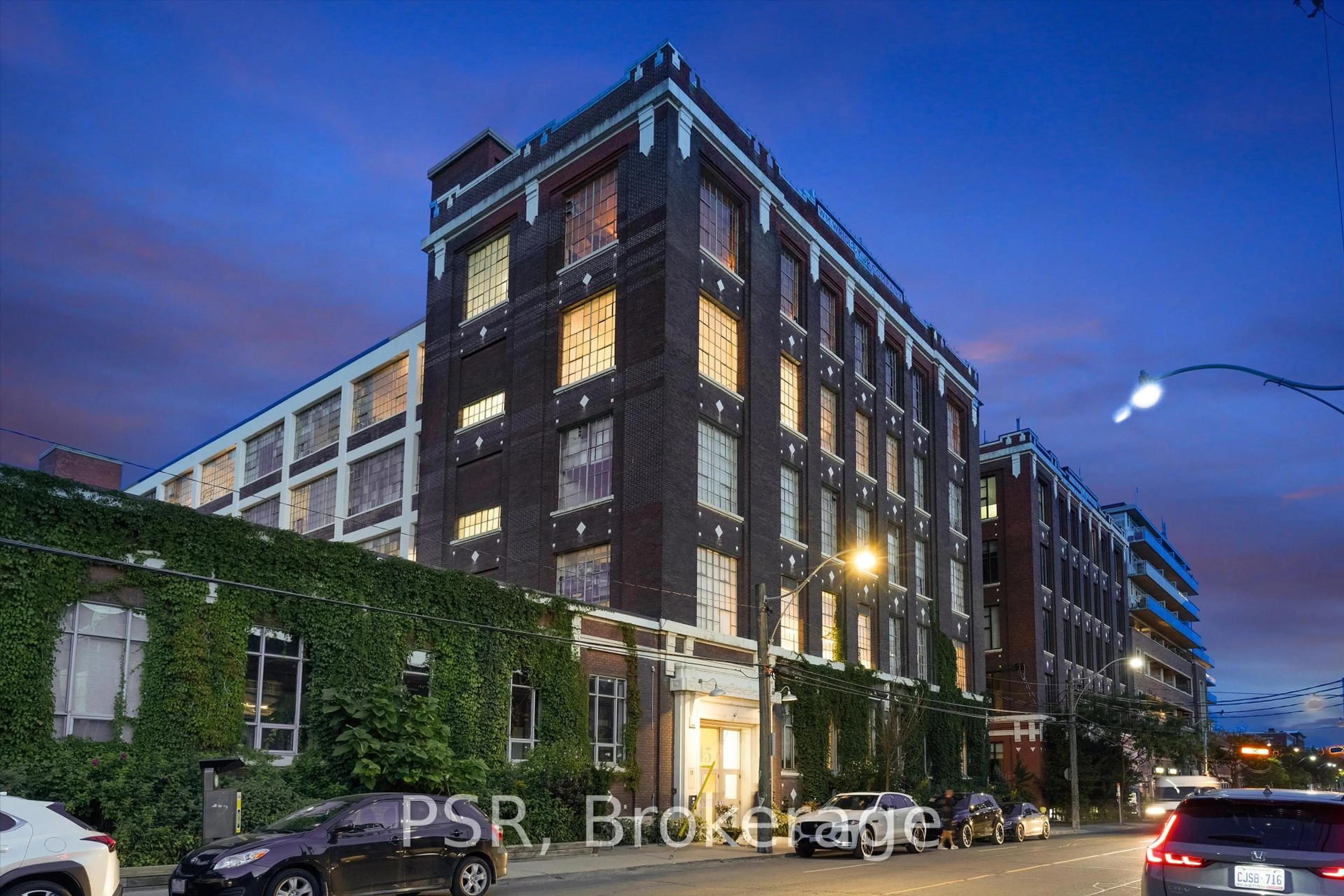 Unknown for 245 Carlaw Ave #400, Toronto Ontario M4M 2S1