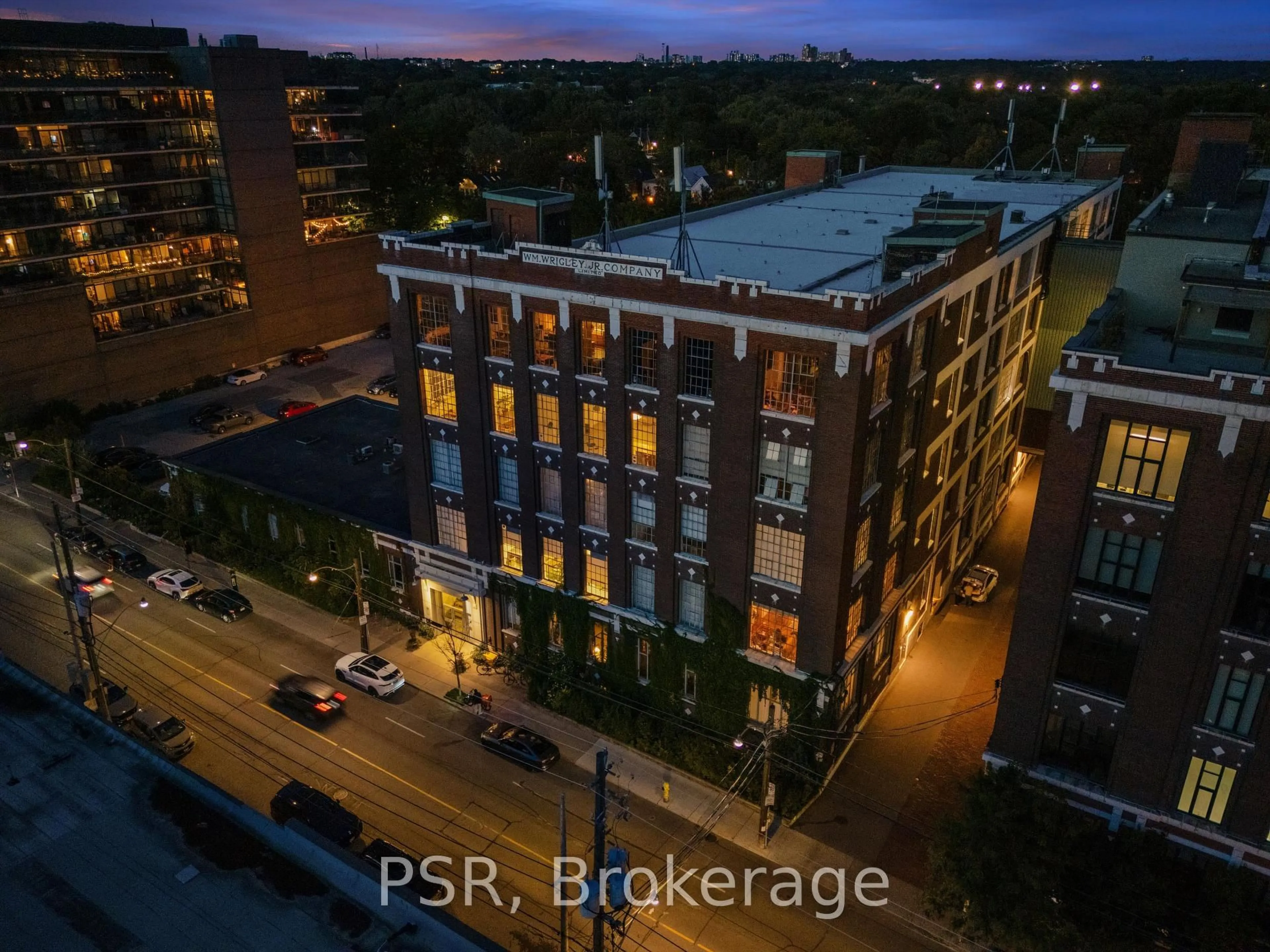 A pic from outside/outdoor area/front of a property/back of a property/a pic from drone, unknown for 245 Carlaw Ave #400, Toronto Ontario M4M 2S1