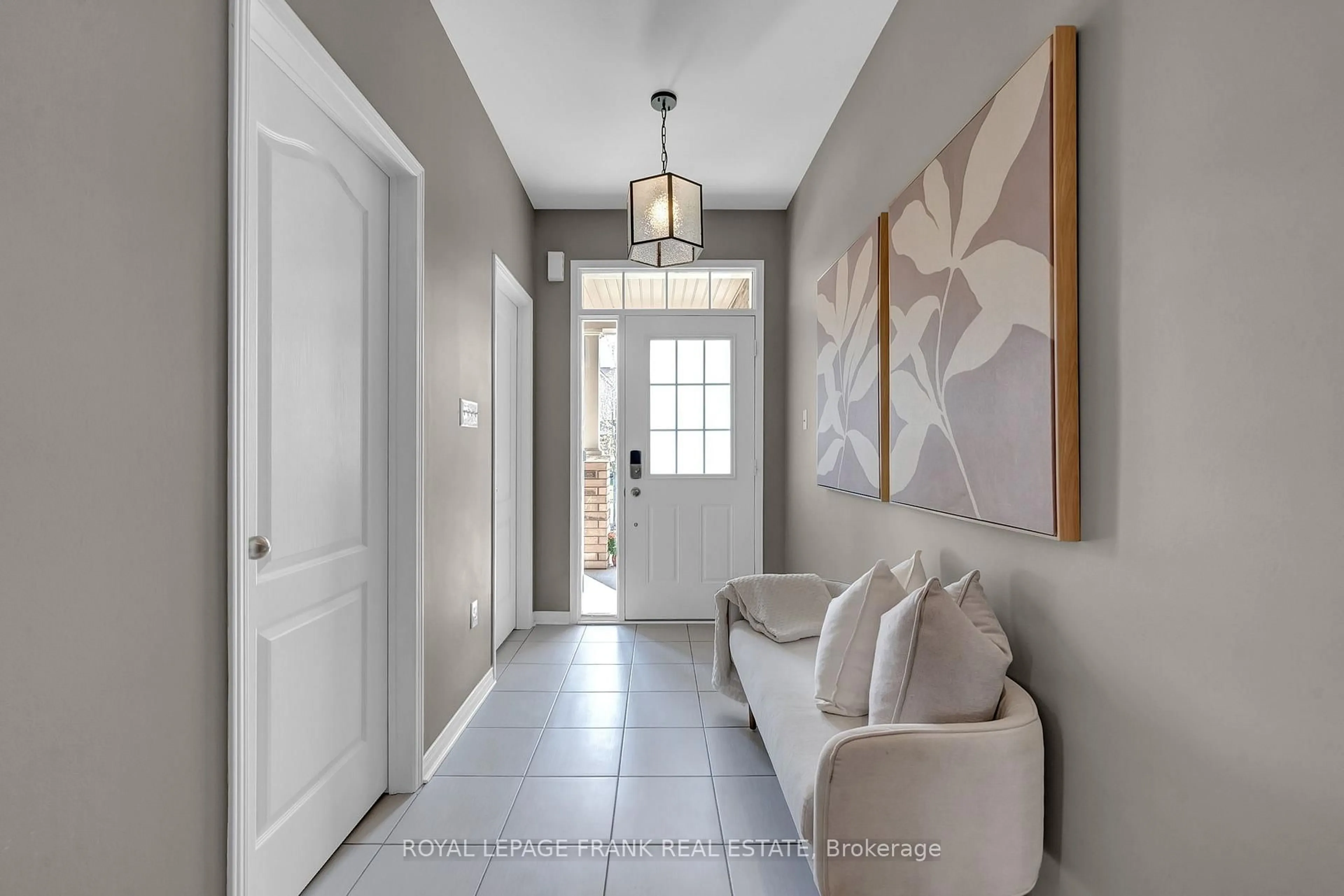 Indoor entryway for 23 Jack Roach St, Clarington Ontario L1C 3K2