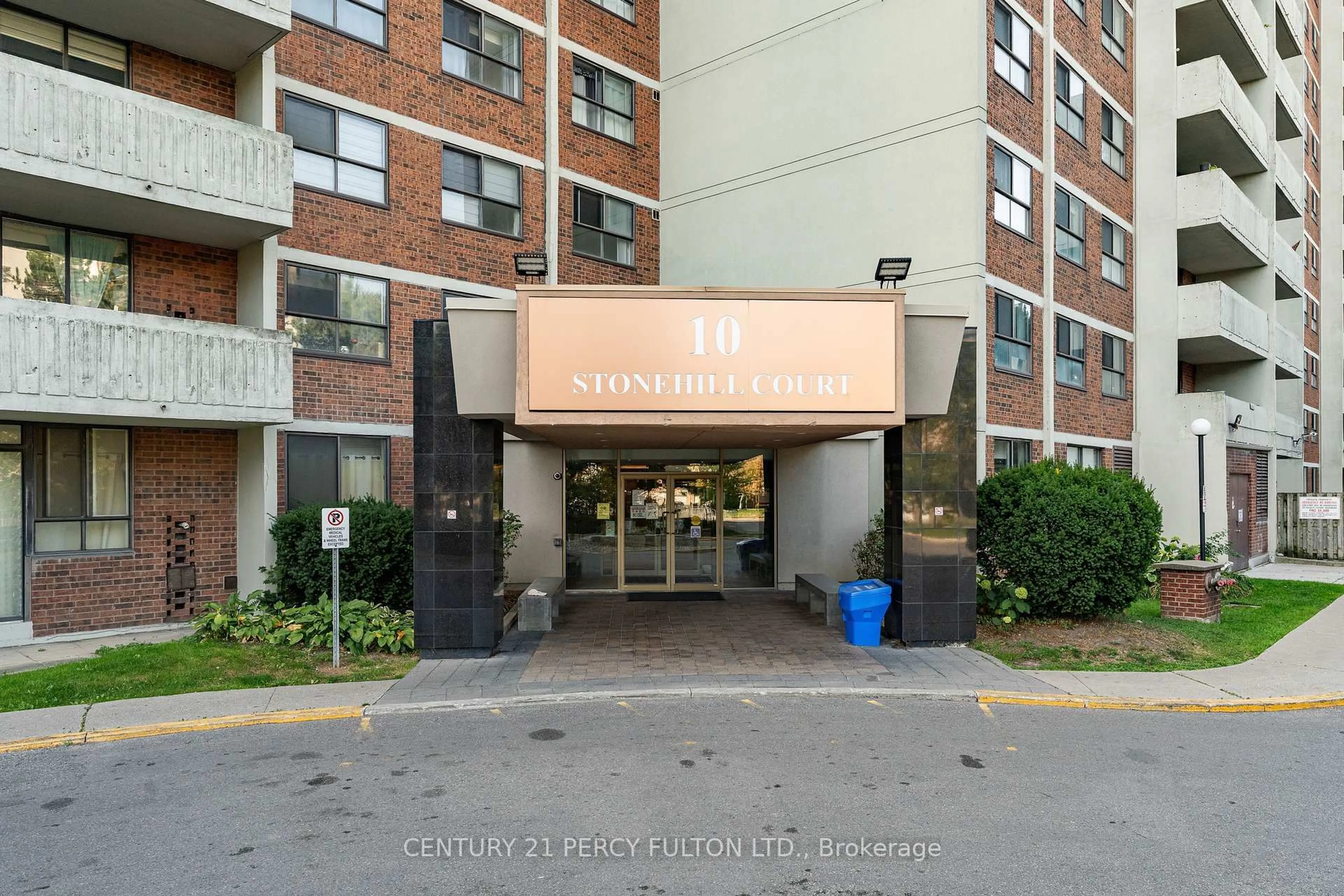 Indoor foyer for 10 Stonehill Crt #709, Toronto Ontario M1W 2X8