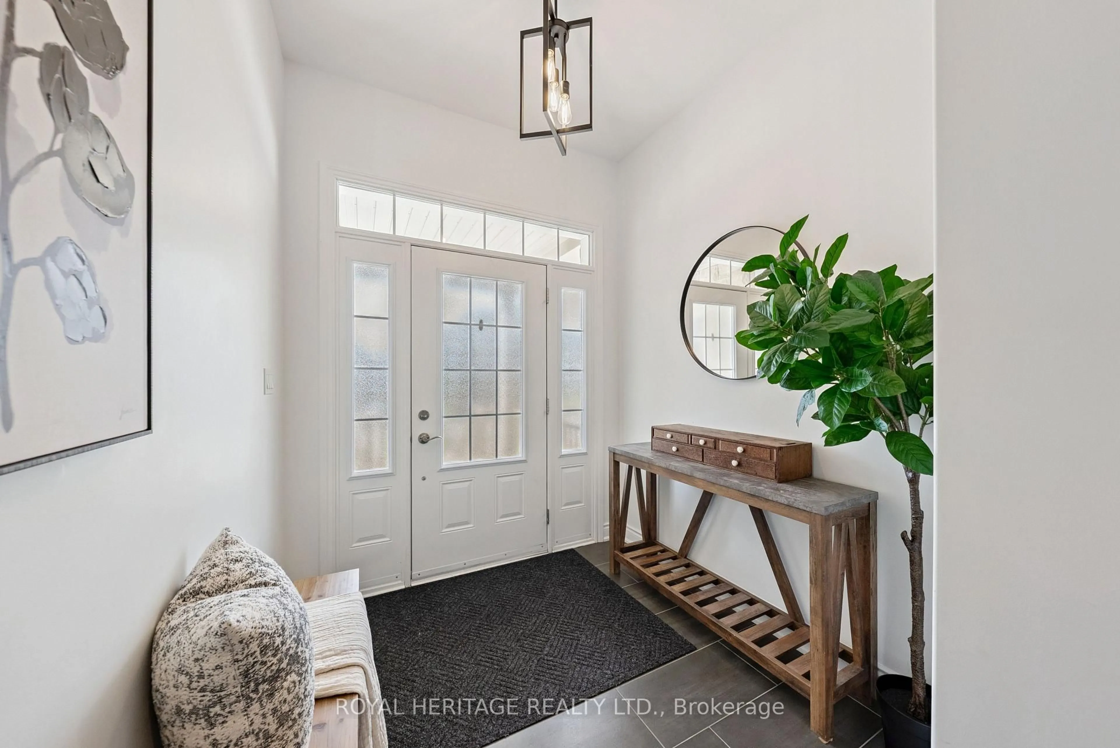 Indoor entryway for 49 St Augustine Dr, Whitby Ontario L1M 0L7