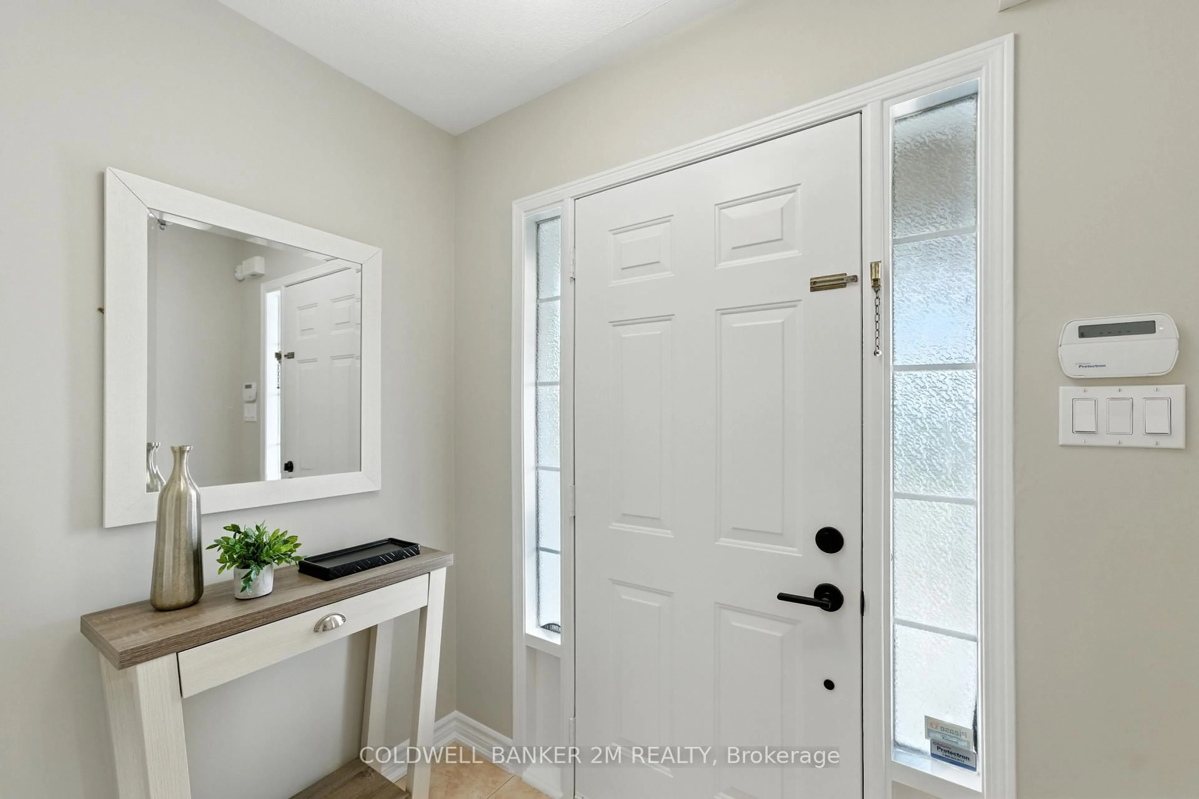 Indoor entryway for 49 Neill Ave, Whitby Ontario L1R 3N5