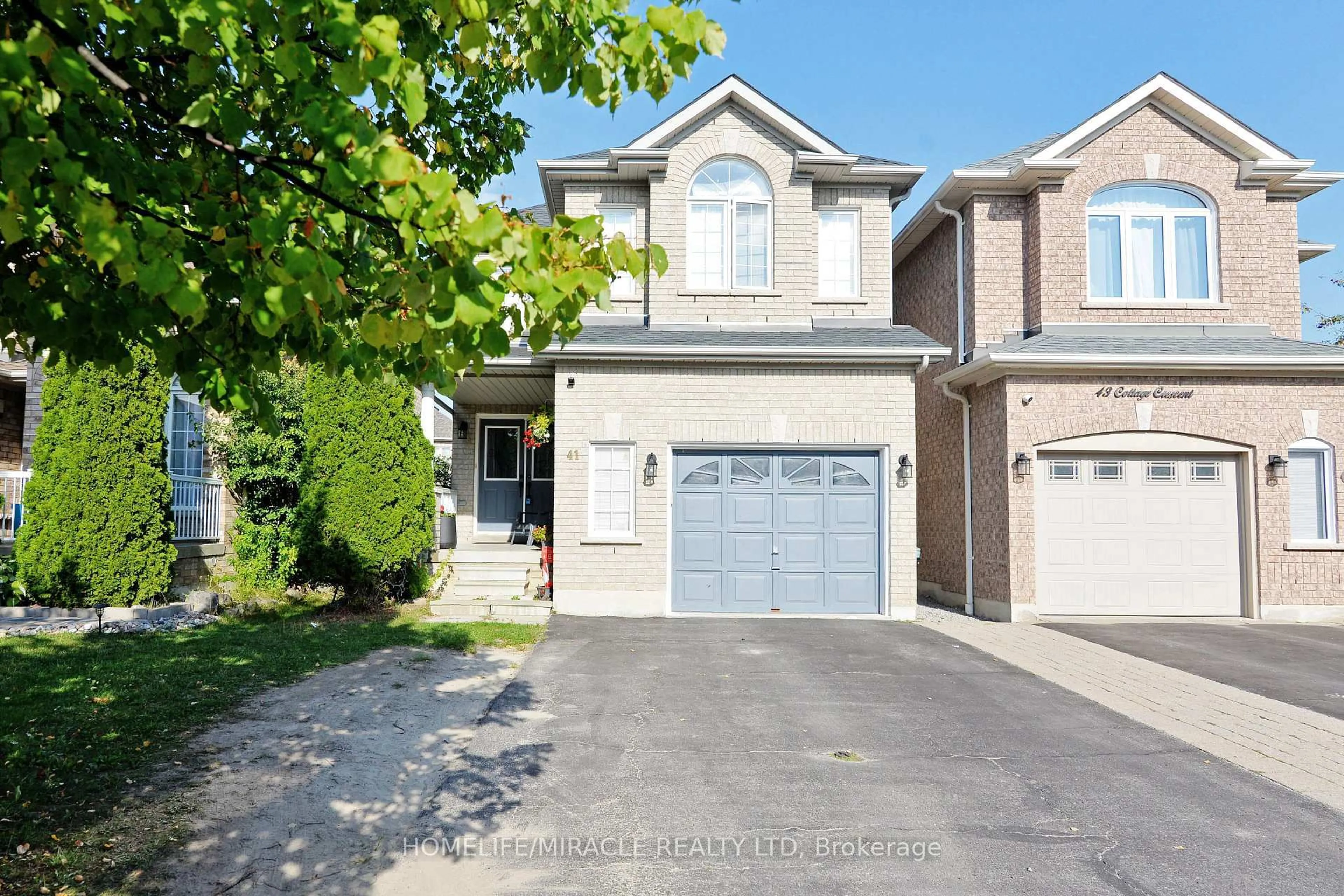 Home with brick exterior material, street for 41 Cottage Cres, Whitby Ontario L1R 0B2