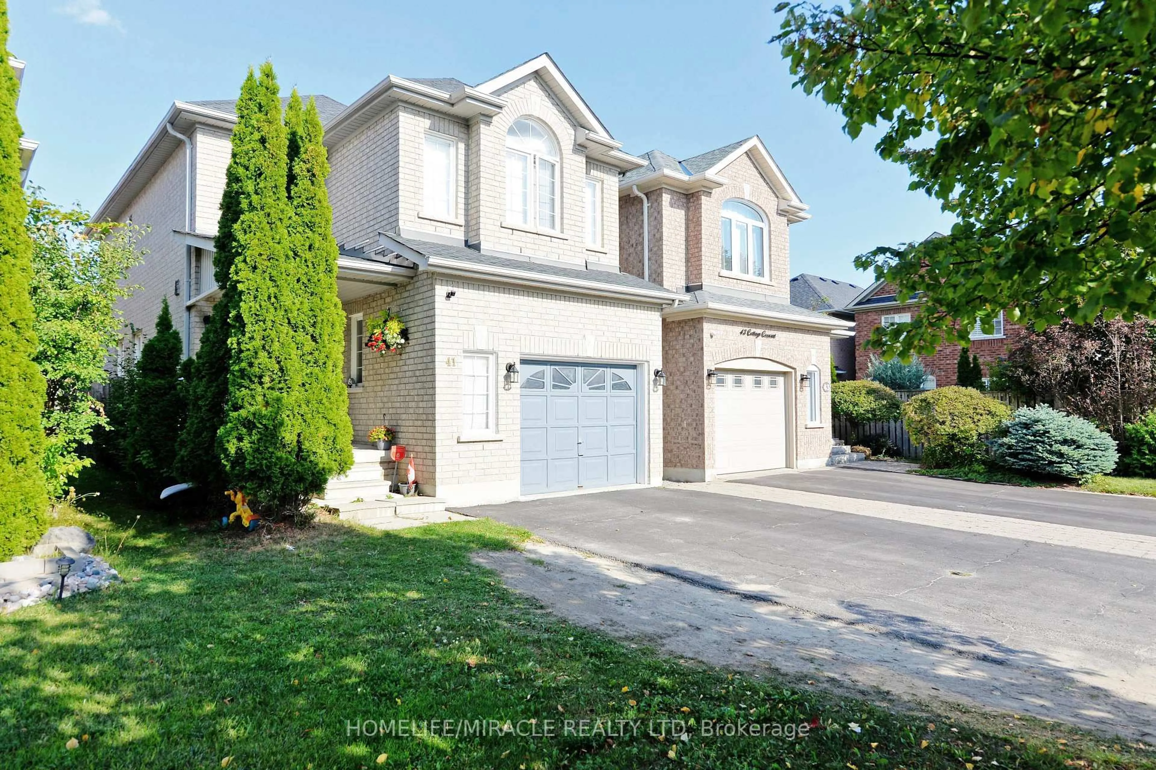 Unknown for 41 Cottage Cres, Whitby Ontario L1R 0B2