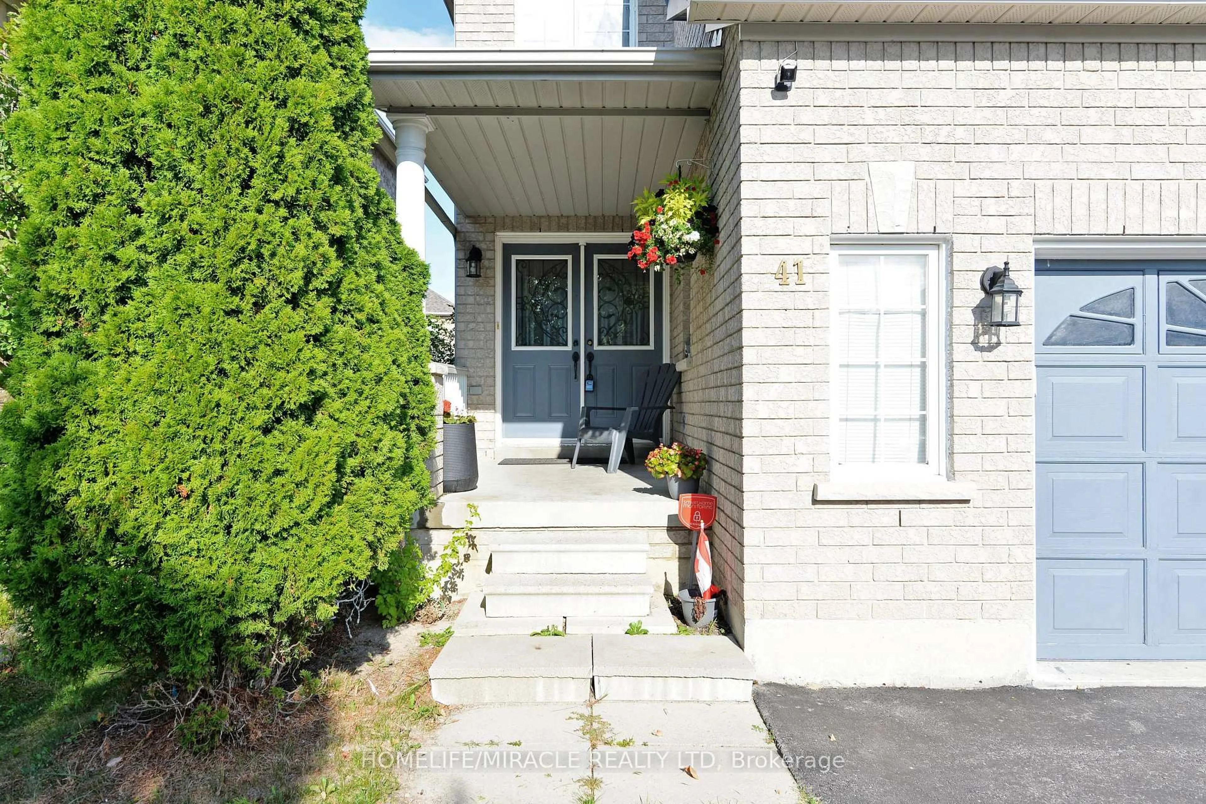 Unknown for 41 Cottage Cres, Whitby Ontario L1R 0B2