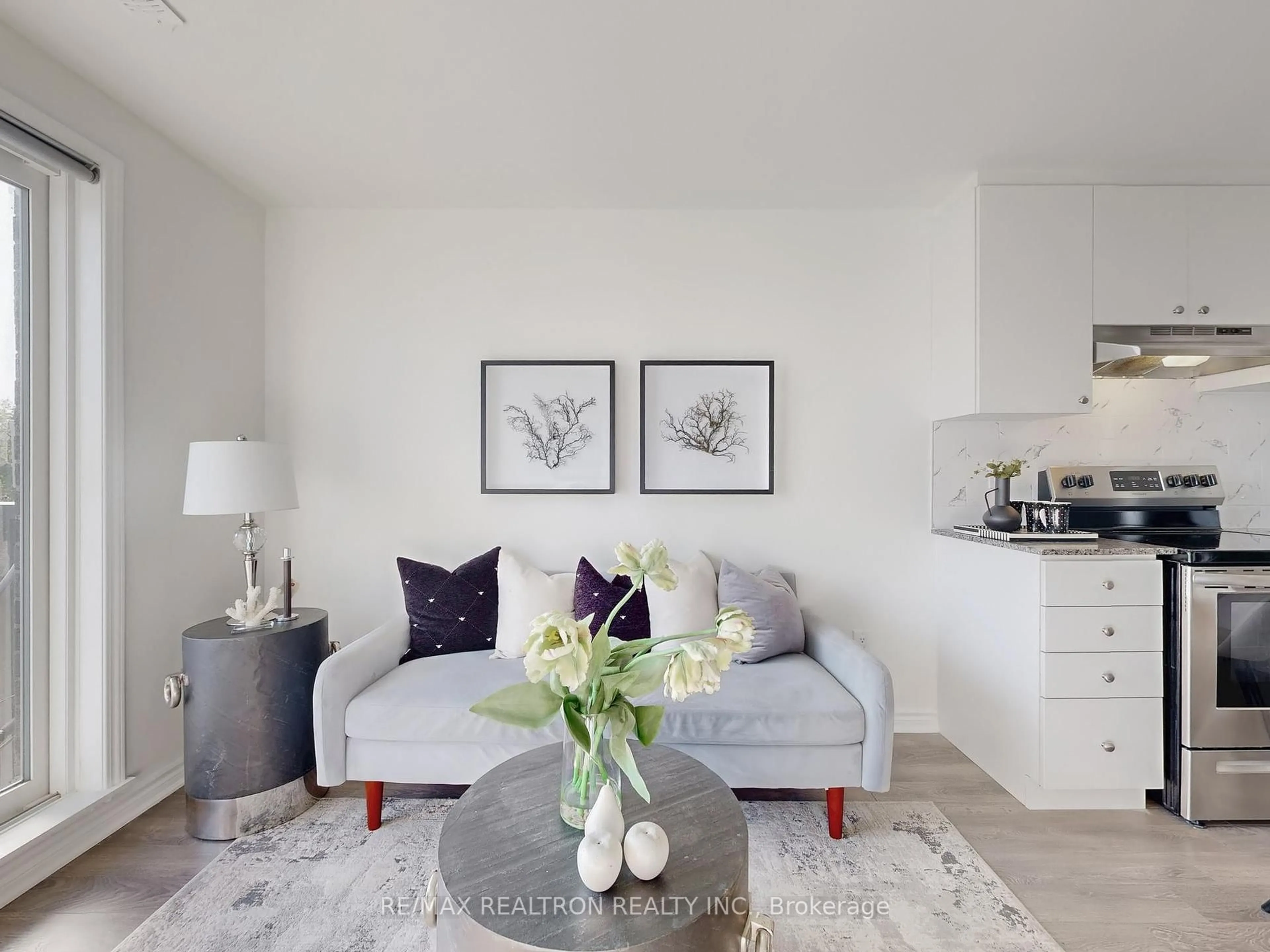 Living room with furniture, unknown for 2791 Eglinton Ave #506, Toronto Ontario M1J 0B3