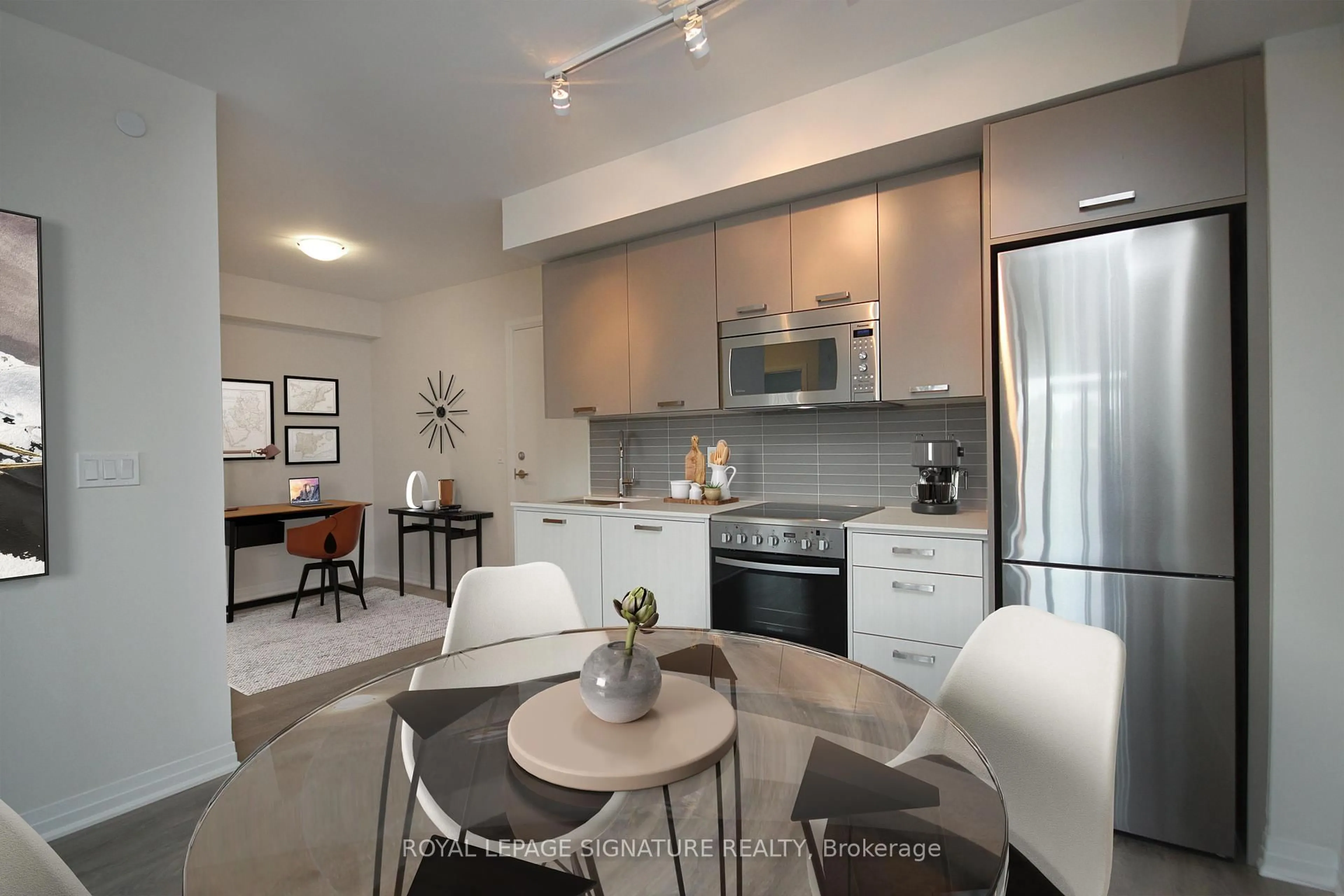 Open concept kitchen, unknown for 2301 Danforth Ave #325, Toronto Ontario M4C 1K5