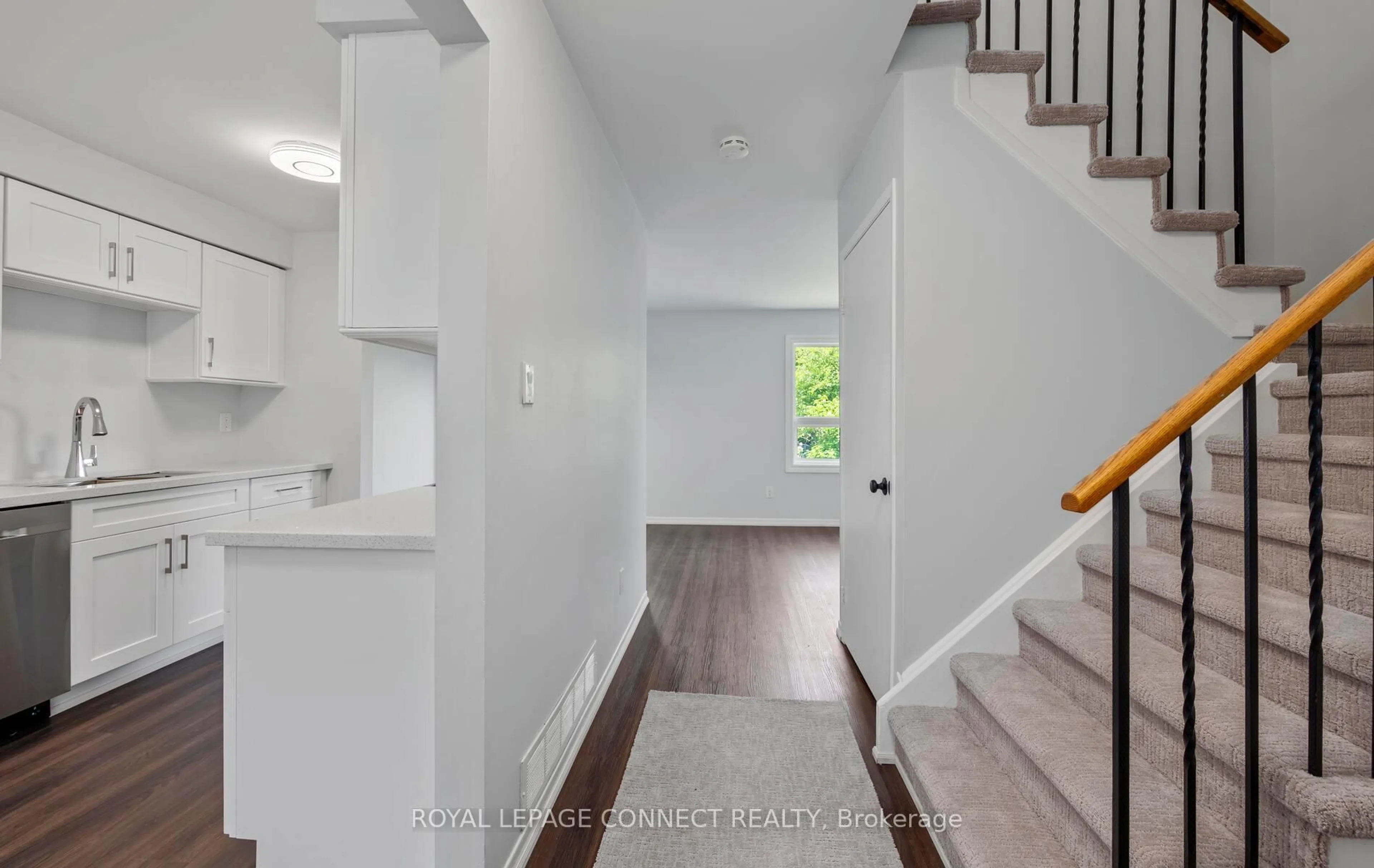 Indoor entryway for 57 Daniels Cres, Ajax Ontario L1T 1X8