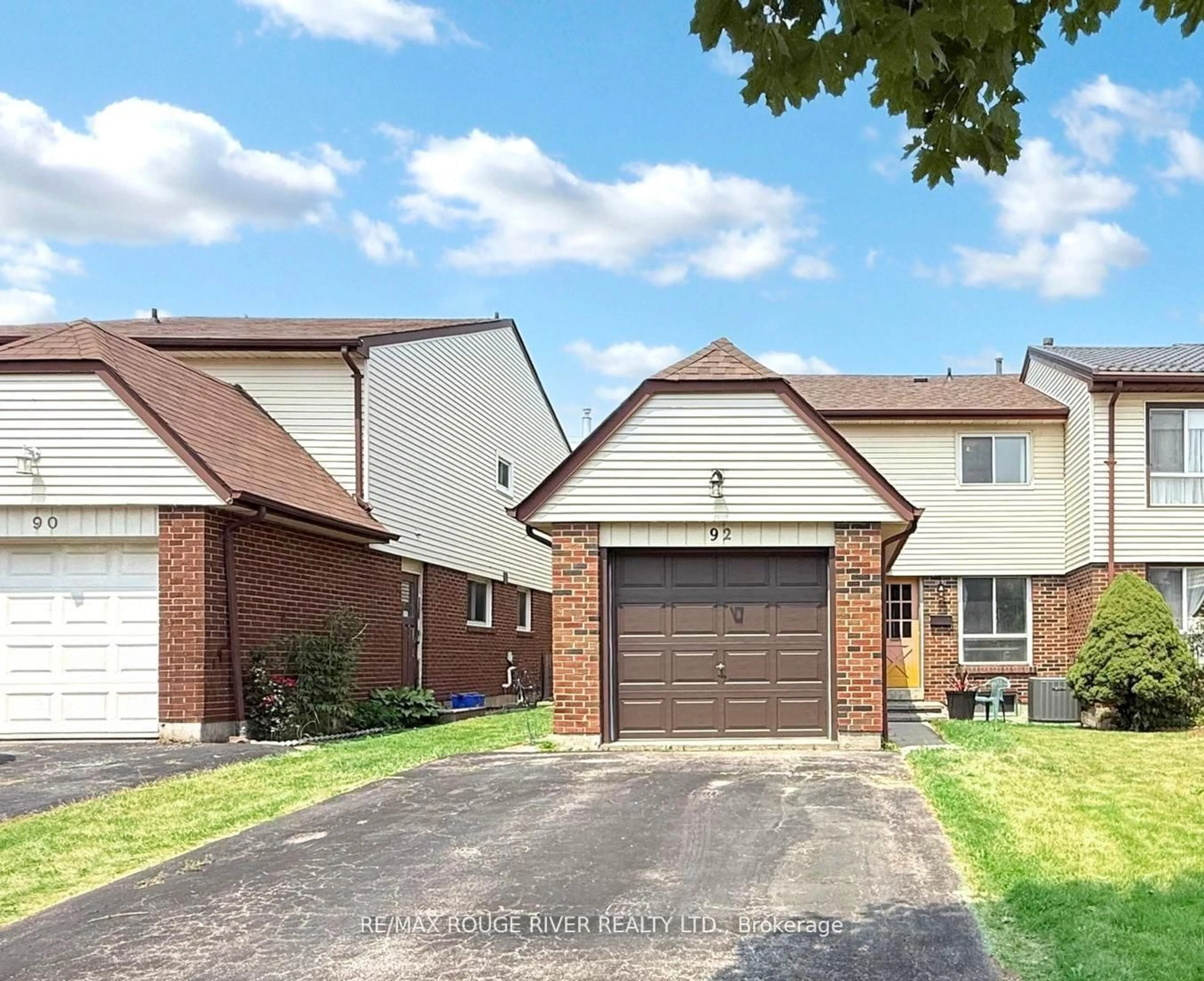 Home with brick exterior material, street for 92 Purvis Cres, Toronto Ontario M1B 1H9