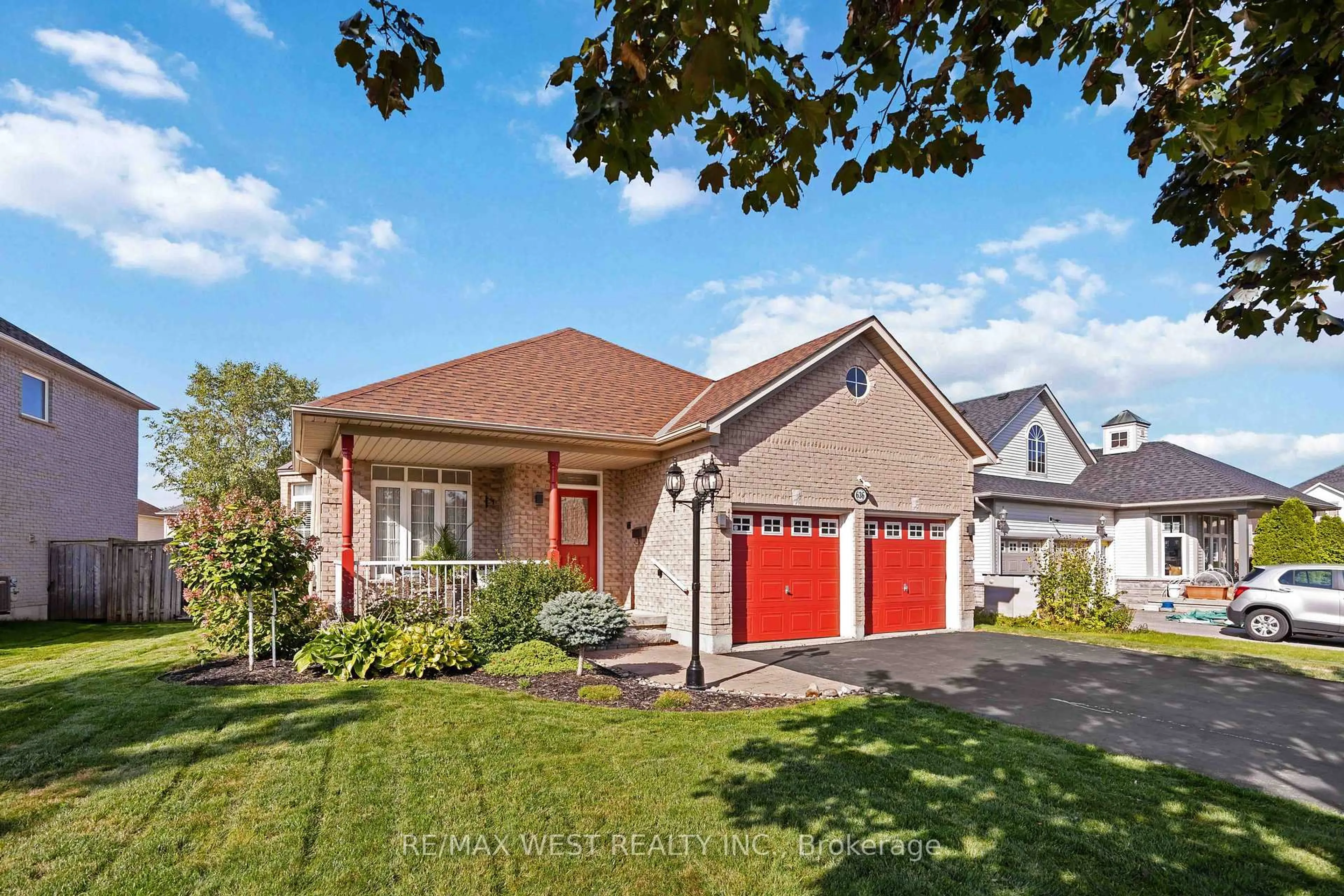 Home with brick exterior material, street for 636 Faywood Cres, Oshawa Ontario L1K 2S4