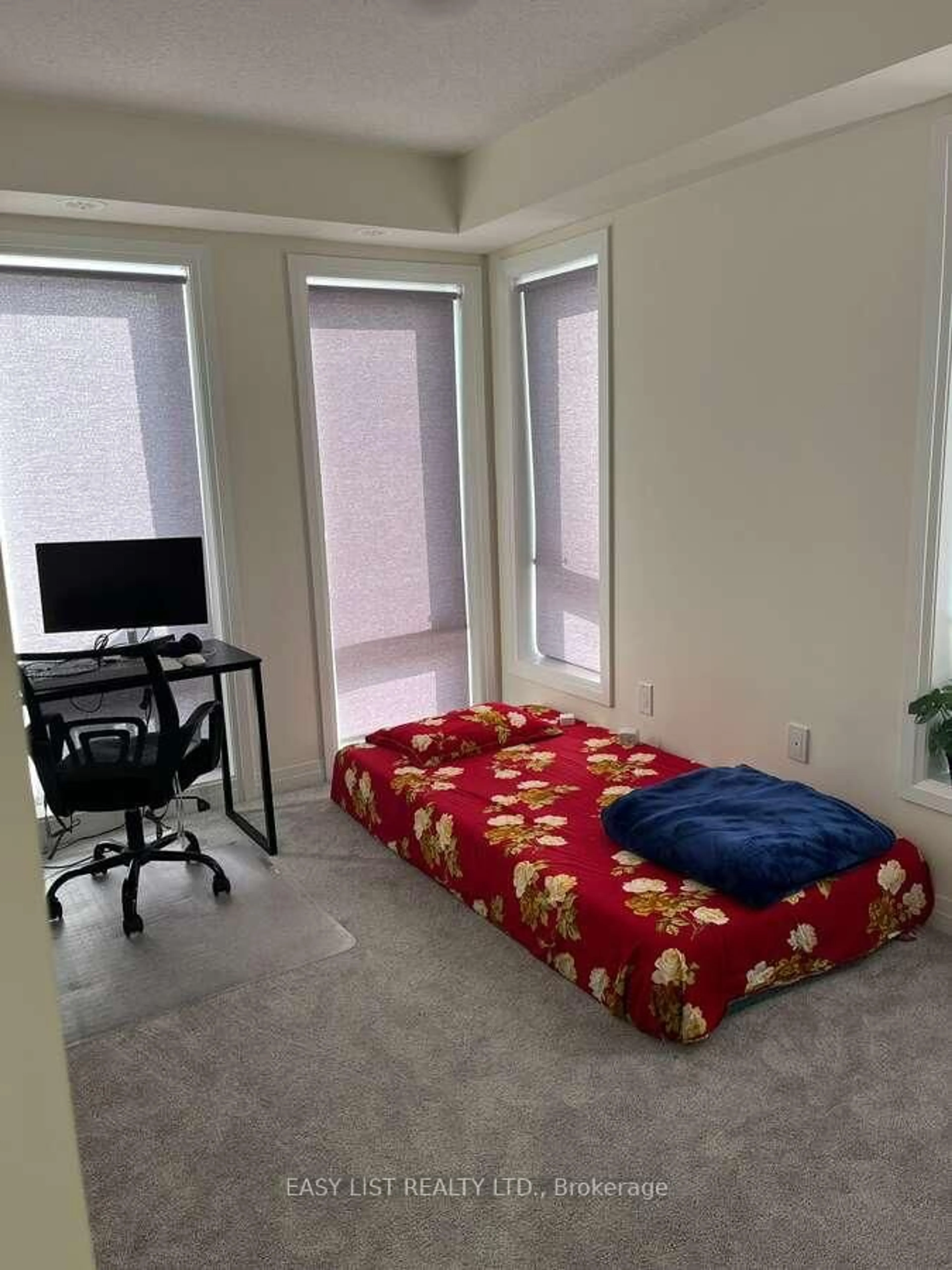 A pic of a room for 30 Liben Way #43, Toronto Ontario M1B 0E8