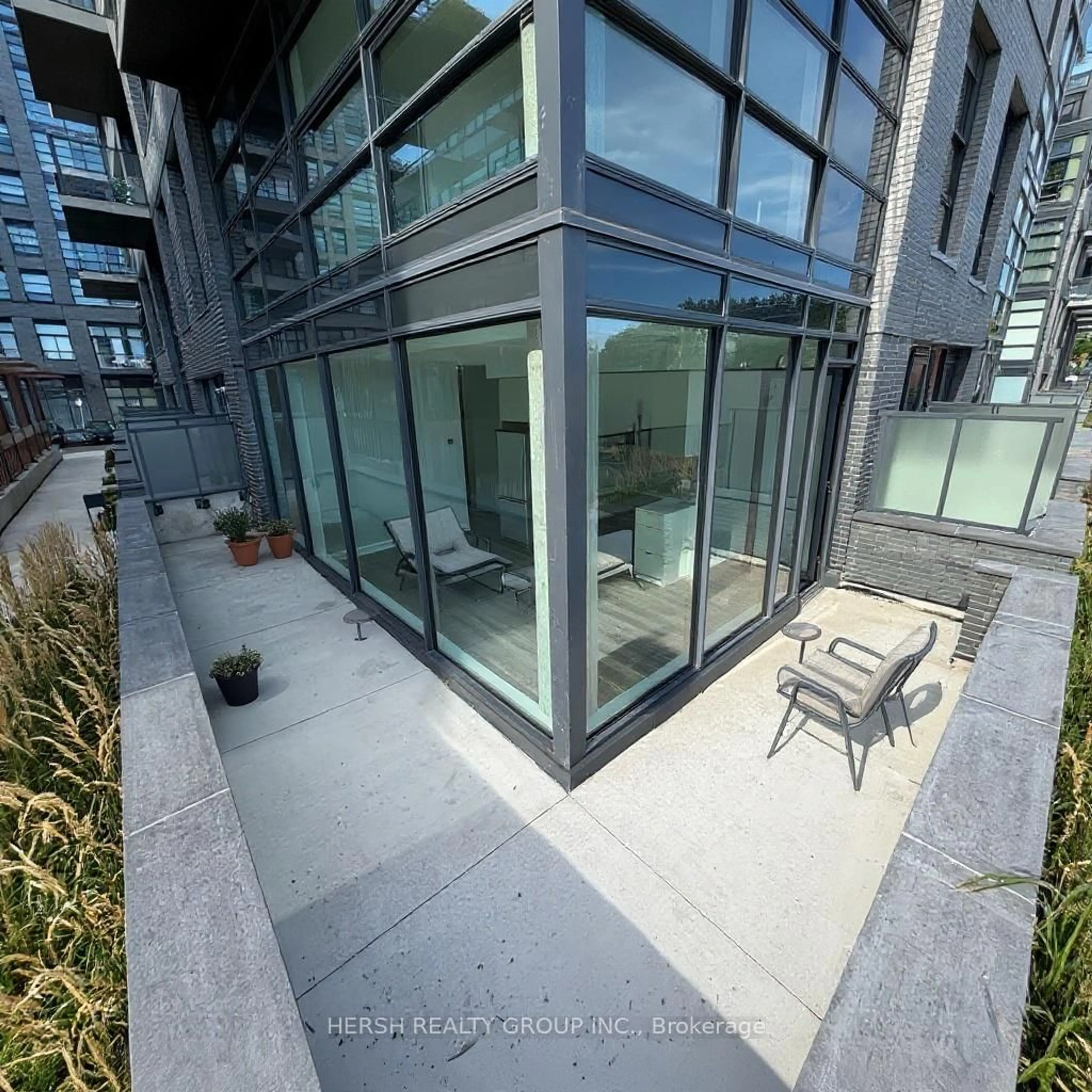 A pic from outside/outdoor area/front of a property/back of a property/a pic from drone, city buildings view from balcony for 1610 Charles St #169, Whitby Ontario L1N 0P1