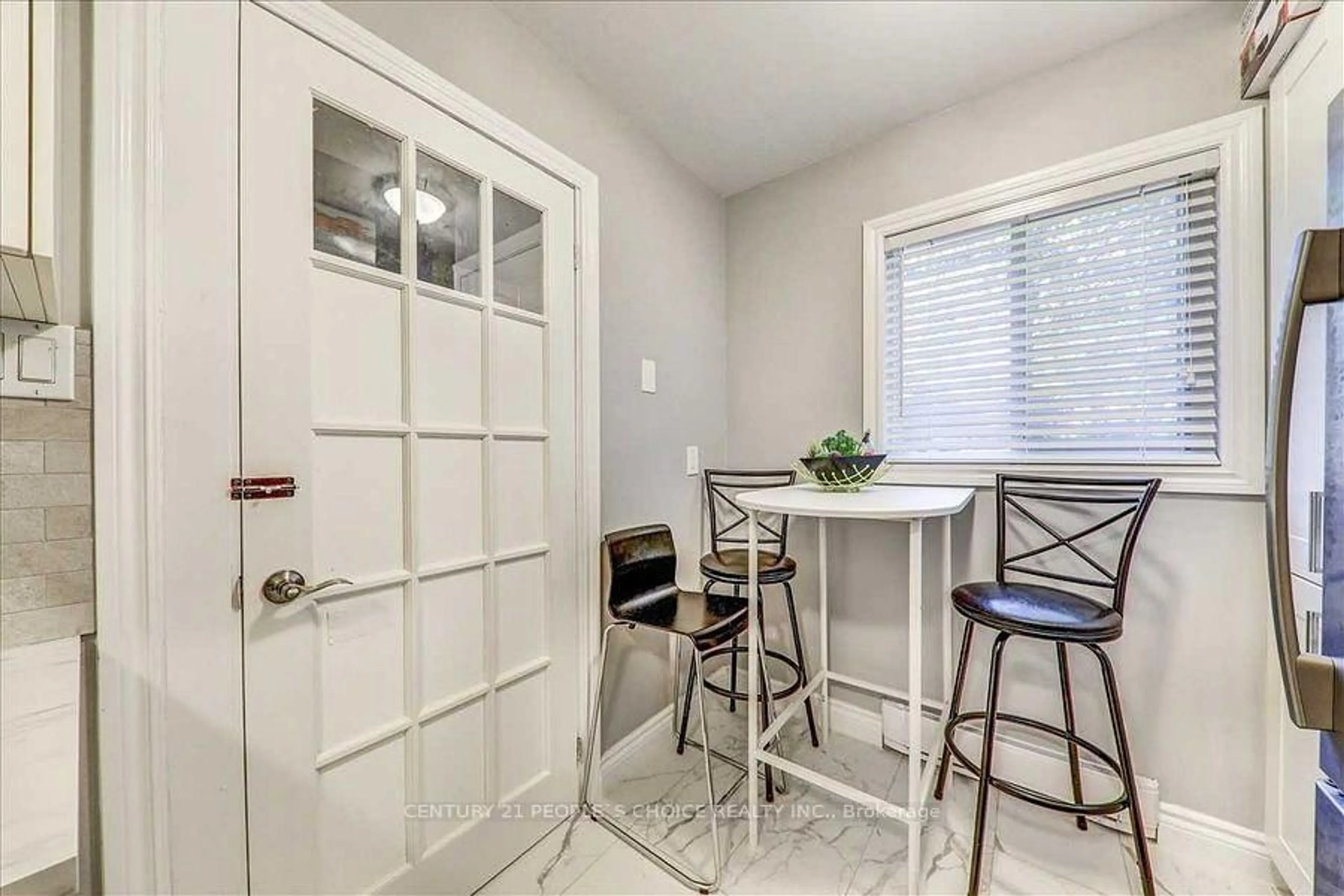A pic of a room for 275 Manse Rd #88, Toronto Ontario M1E 4X8