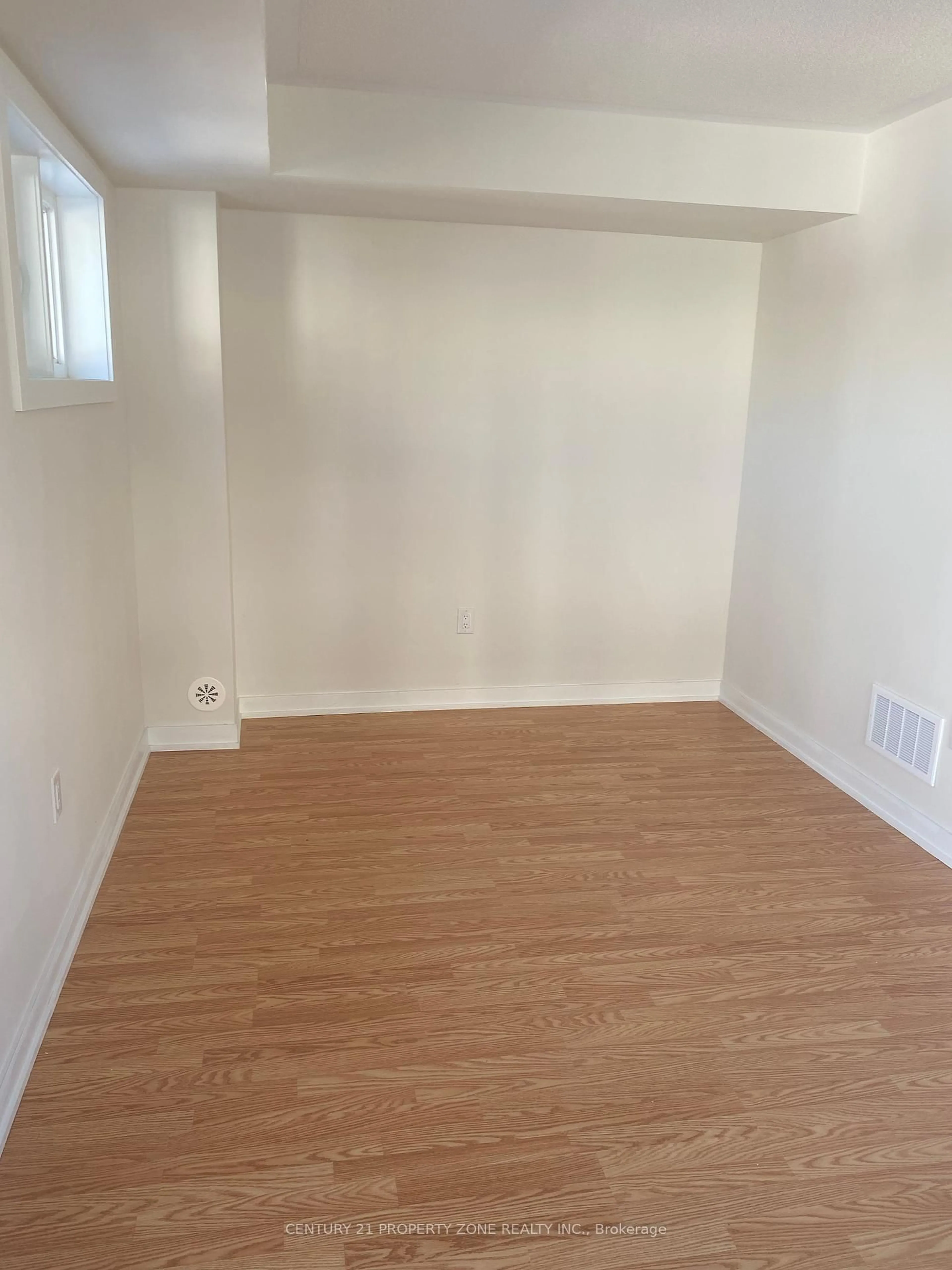 A pic of a room for 1319 Bradenton Path, Oshawa Ontario L1K 1A9