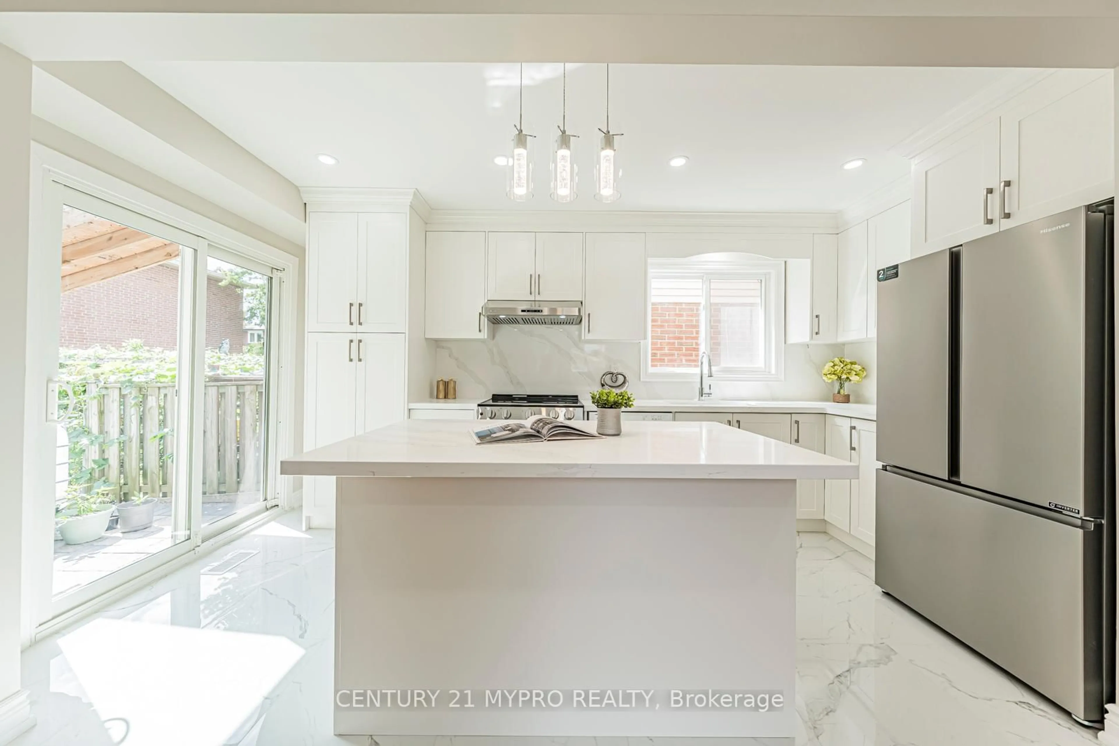 Contemporary kitchen, ceramic/tile floor for 47 Fieldside Dr, Toronto Ontario M1V 3C4