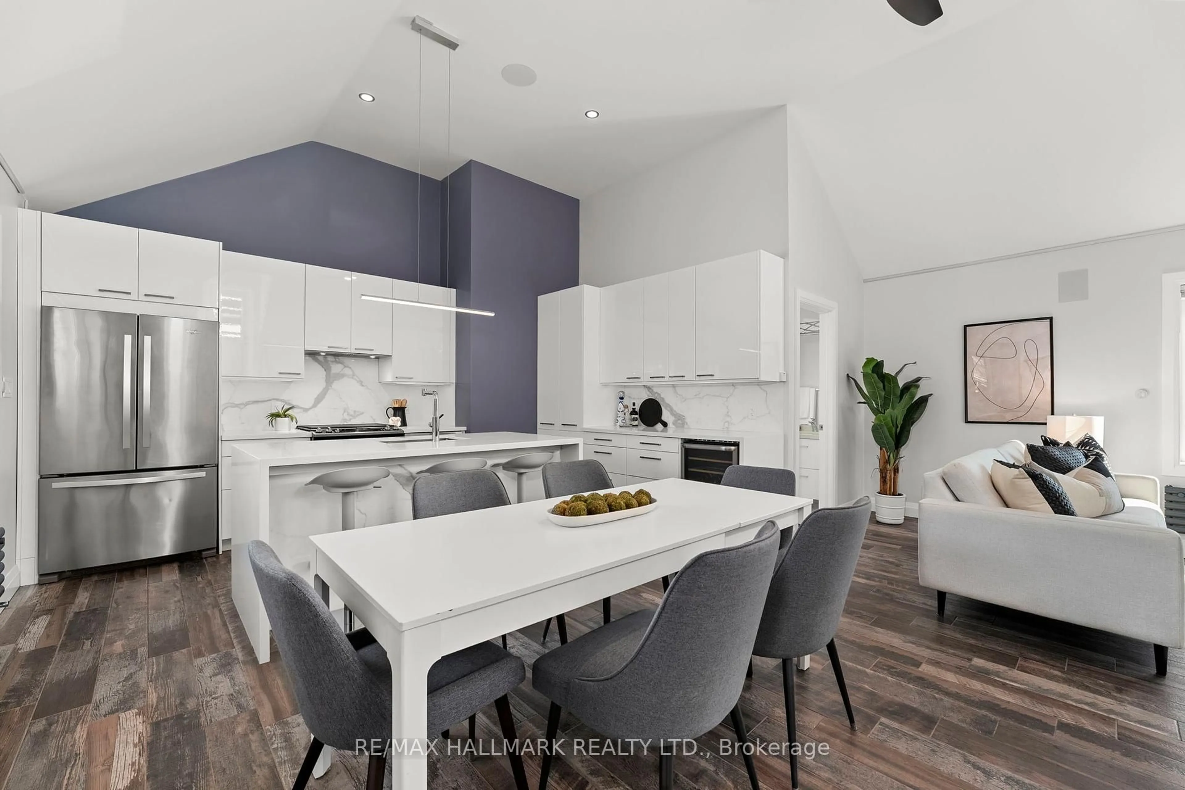 Open concept kitchen, ceramic/tile floor for 272&276 King Edward Ave, Toronto Ontario M4C 0A8