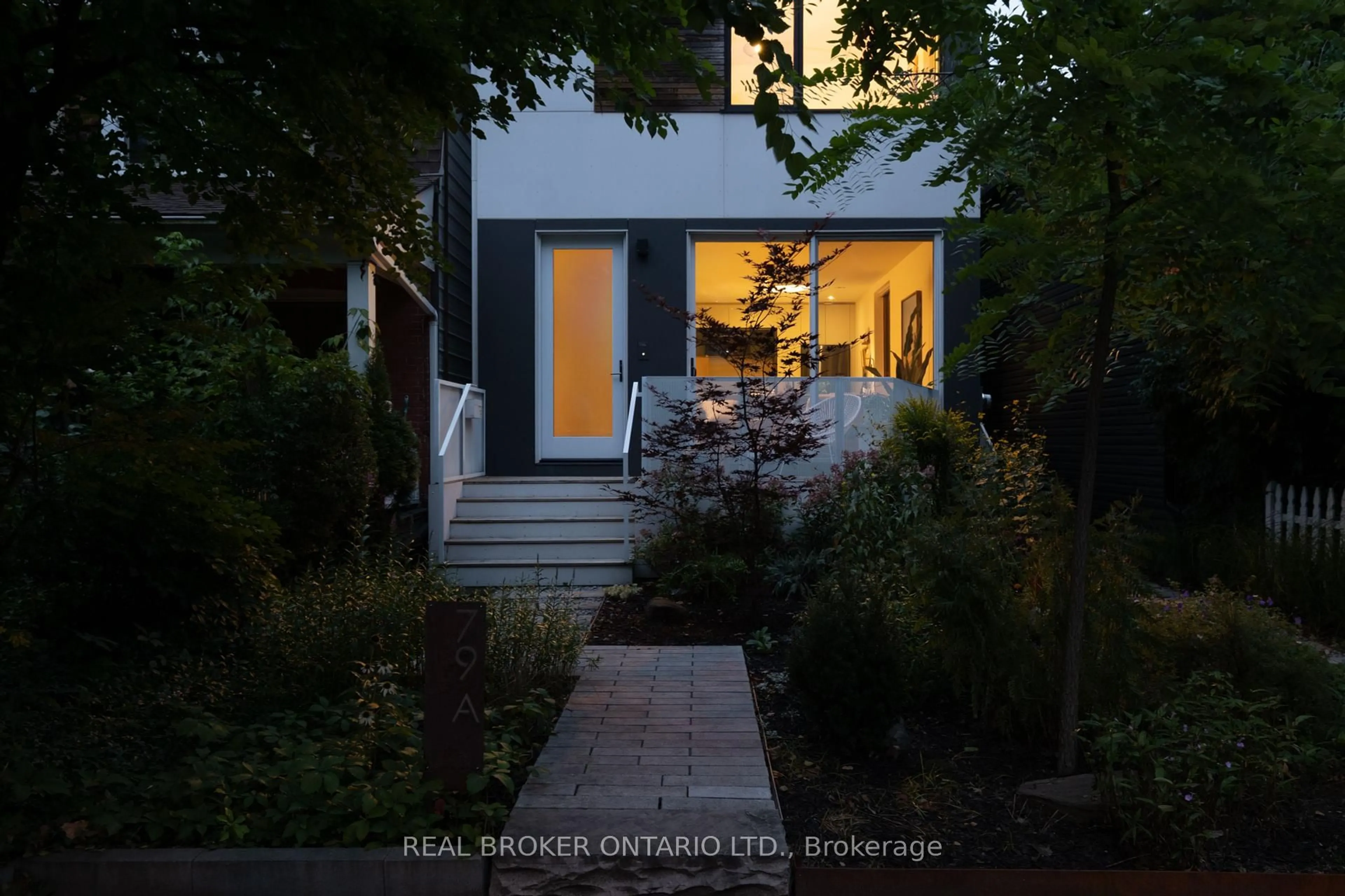 Unknown for 79 Eaton Ave #A, Toronto Ontario M4J 2Z4