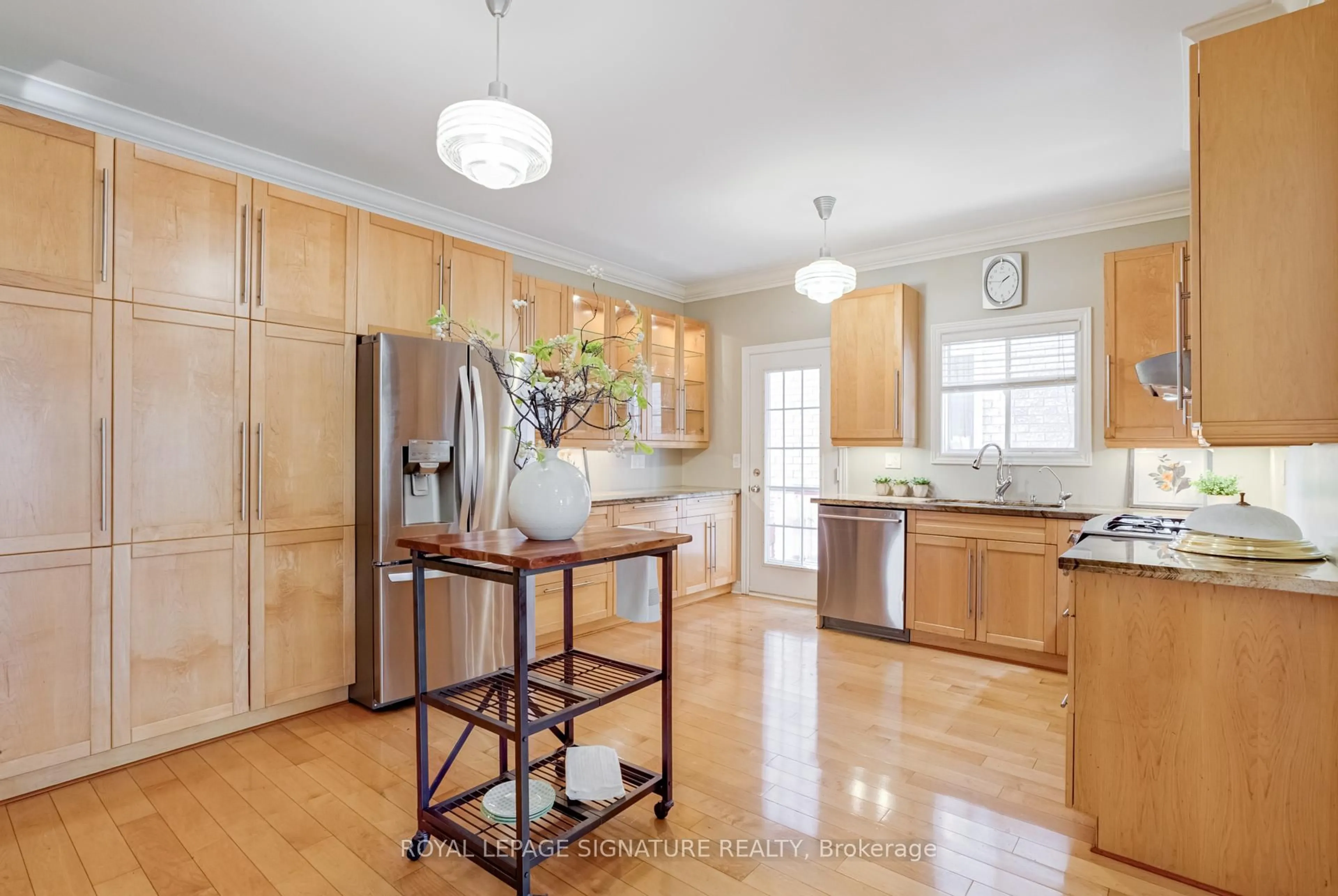 Open concept kitchen, unknown for 19 Driscoll Dr, Ajax Ontario L1T 0J1