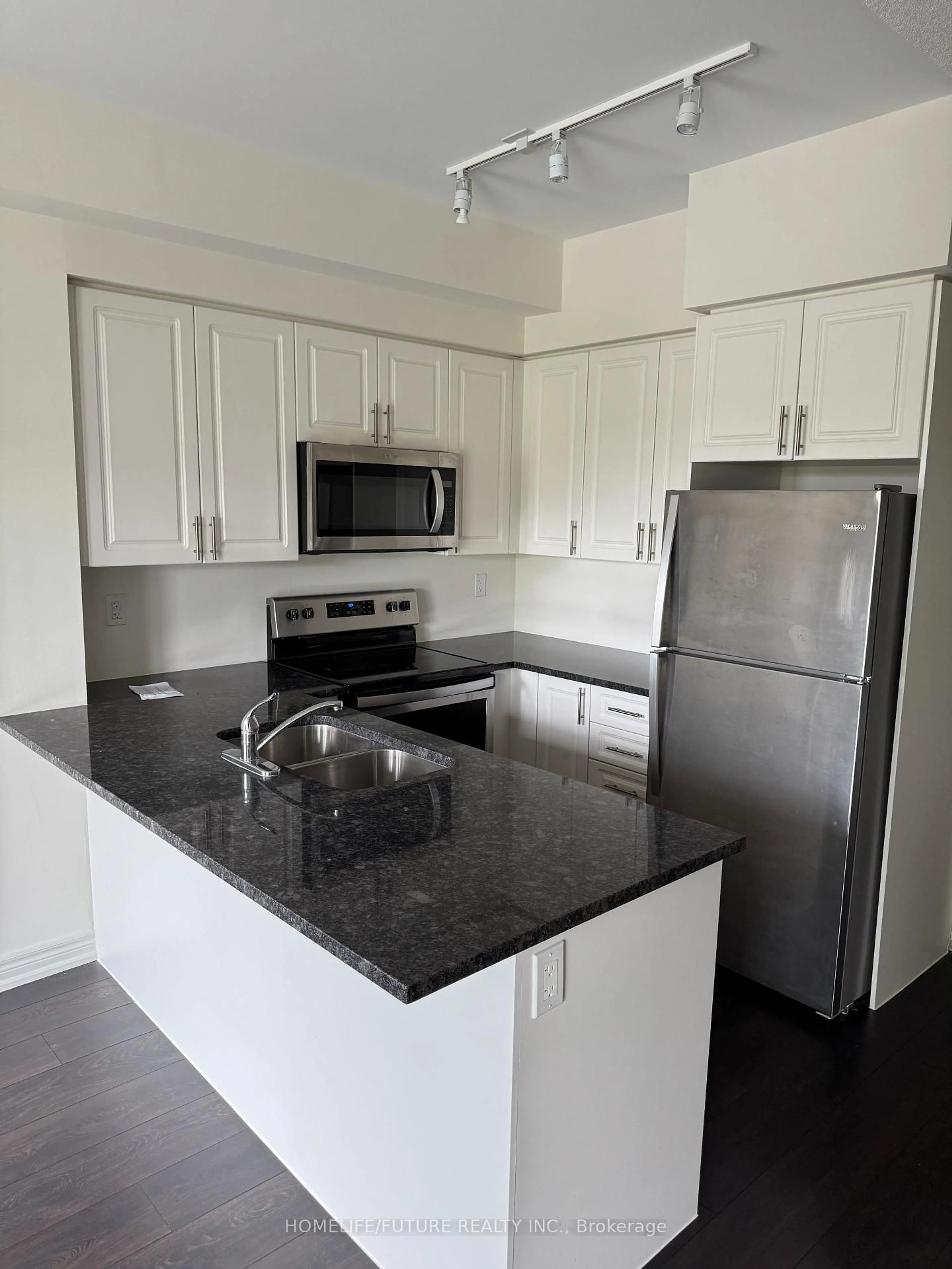 Standard kitchen, unknown for 8855 Sheppard Ave #358, Toronto Ontario M1B 5R7