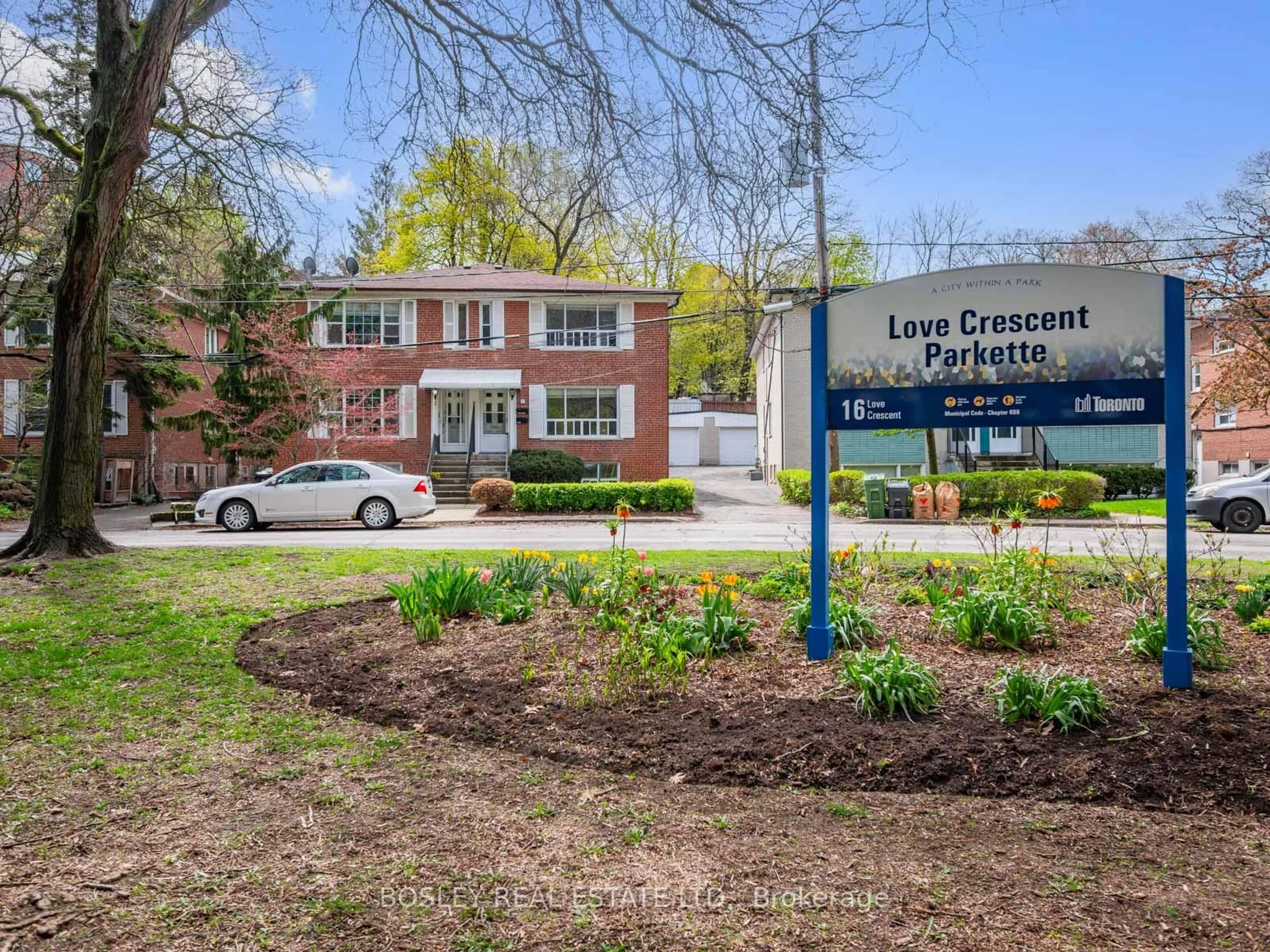 Unknown for 9 Love Cres, Toronto Ontario M4E 1V6