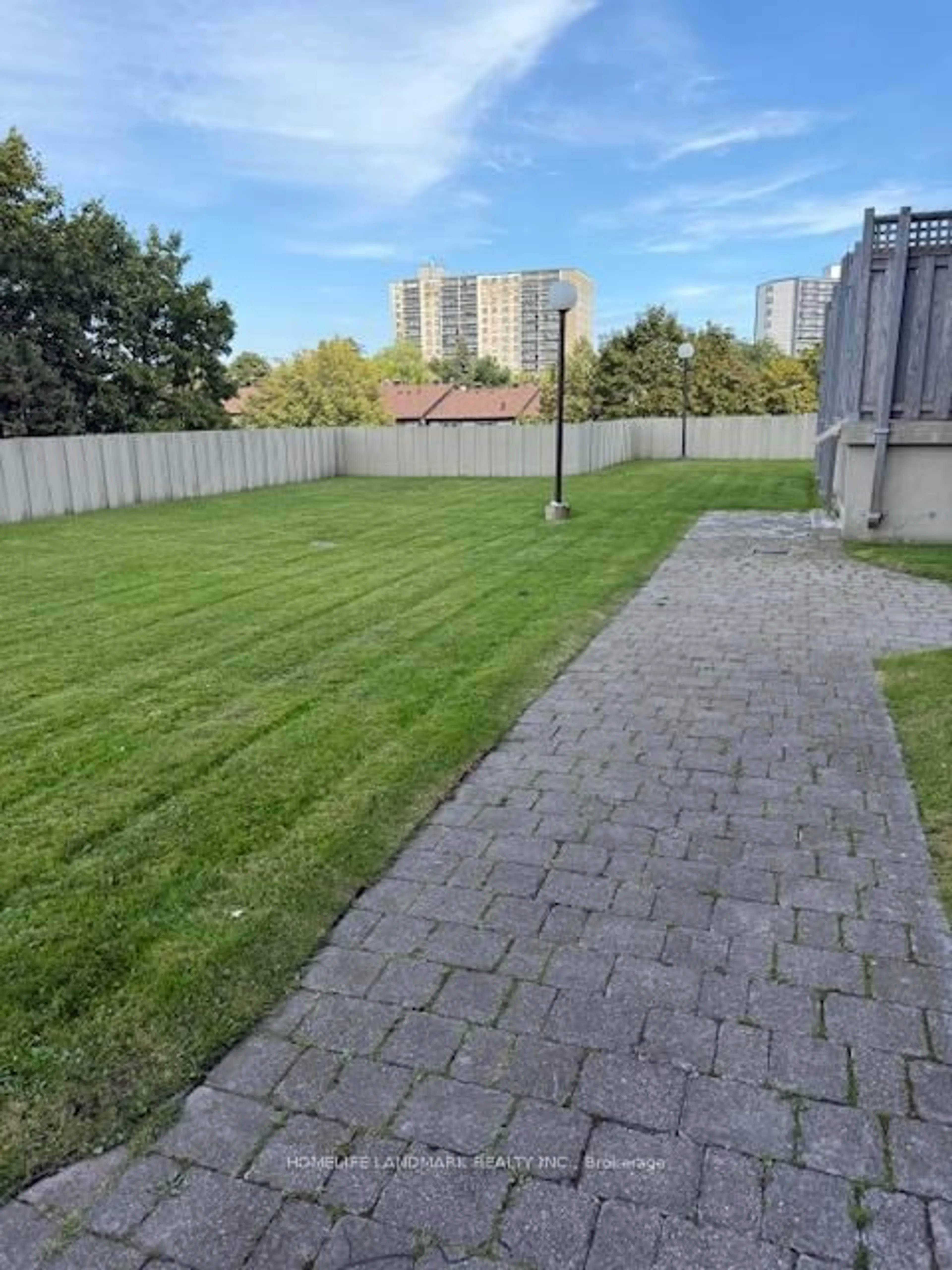 A pic from outside/outdoor area/front of a property/back of a property/a pic from drone, street for 15 Torrance Rd #1811, Toronto Ontario M1J 3K2