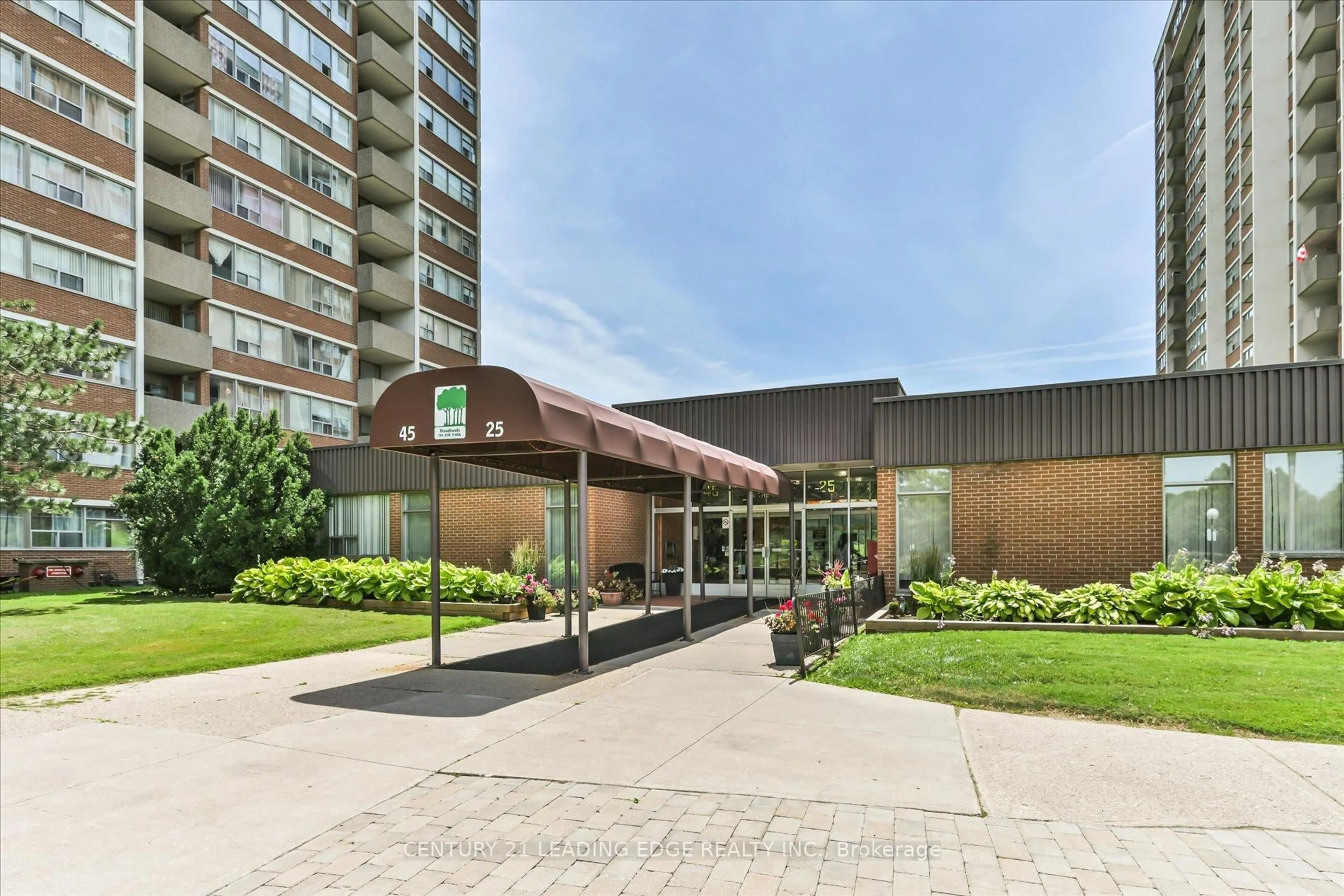 Indoor foyer for 45 Silver Springs Blvd #503, Toronto Ontario M1V 1R2
