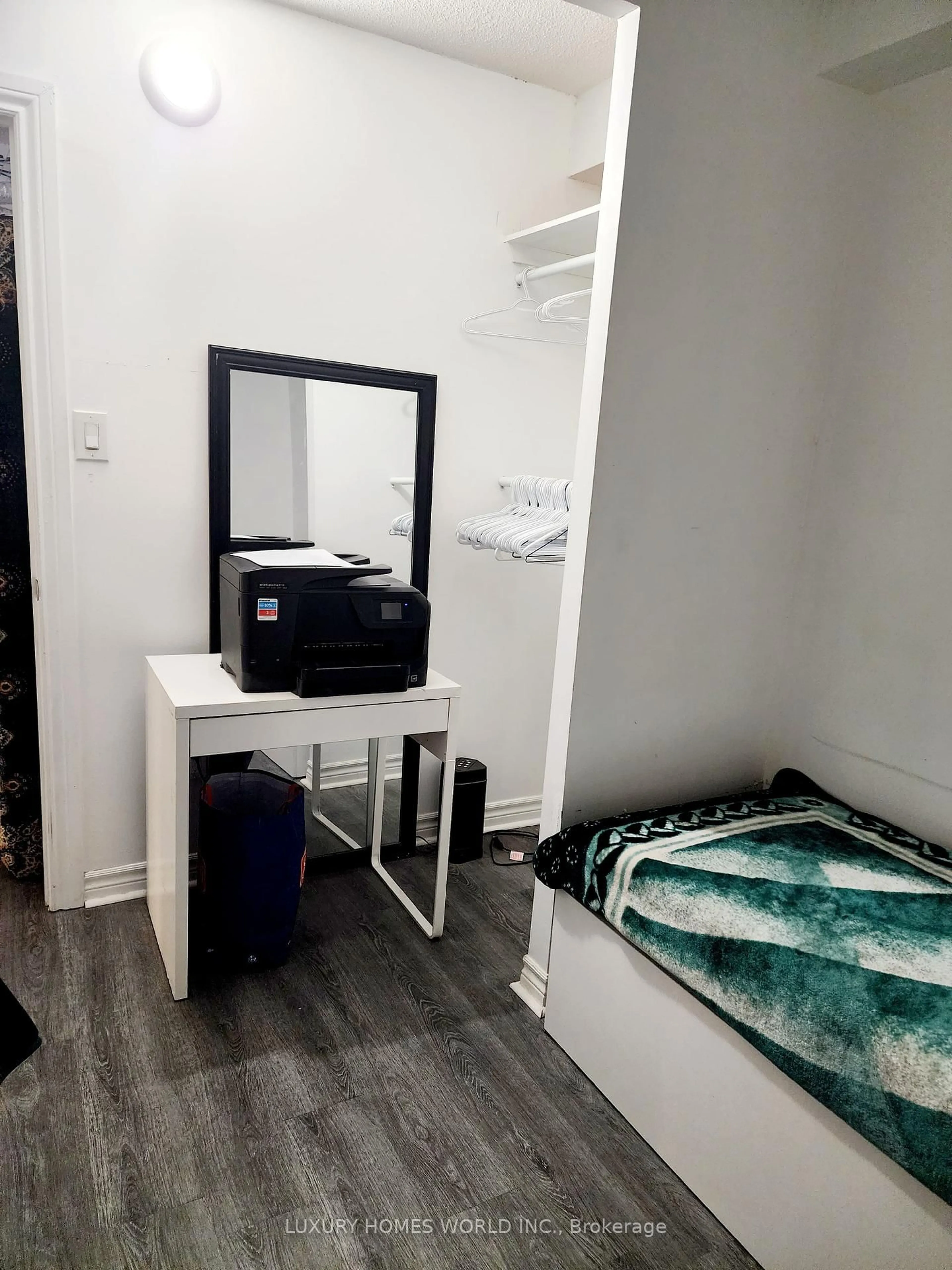 A pic of a room for 15 Torrance Rd #107, Toronto Ontario M1J 3K2