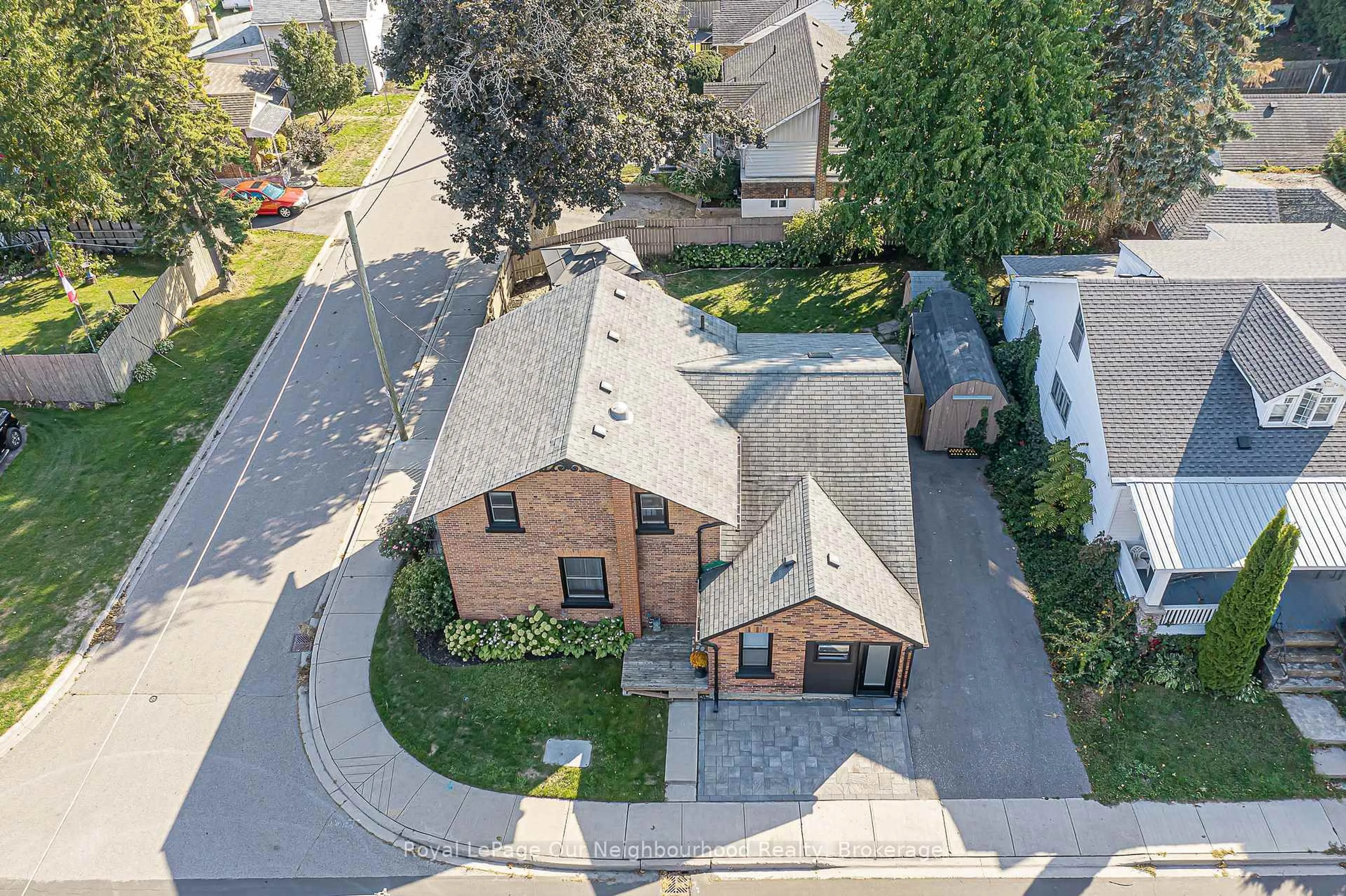 A pic from outside/outdoor area/front of a property/back of a property/a pic from drone, street for 12 Brown St, Clarington Ontario L1C 2P9